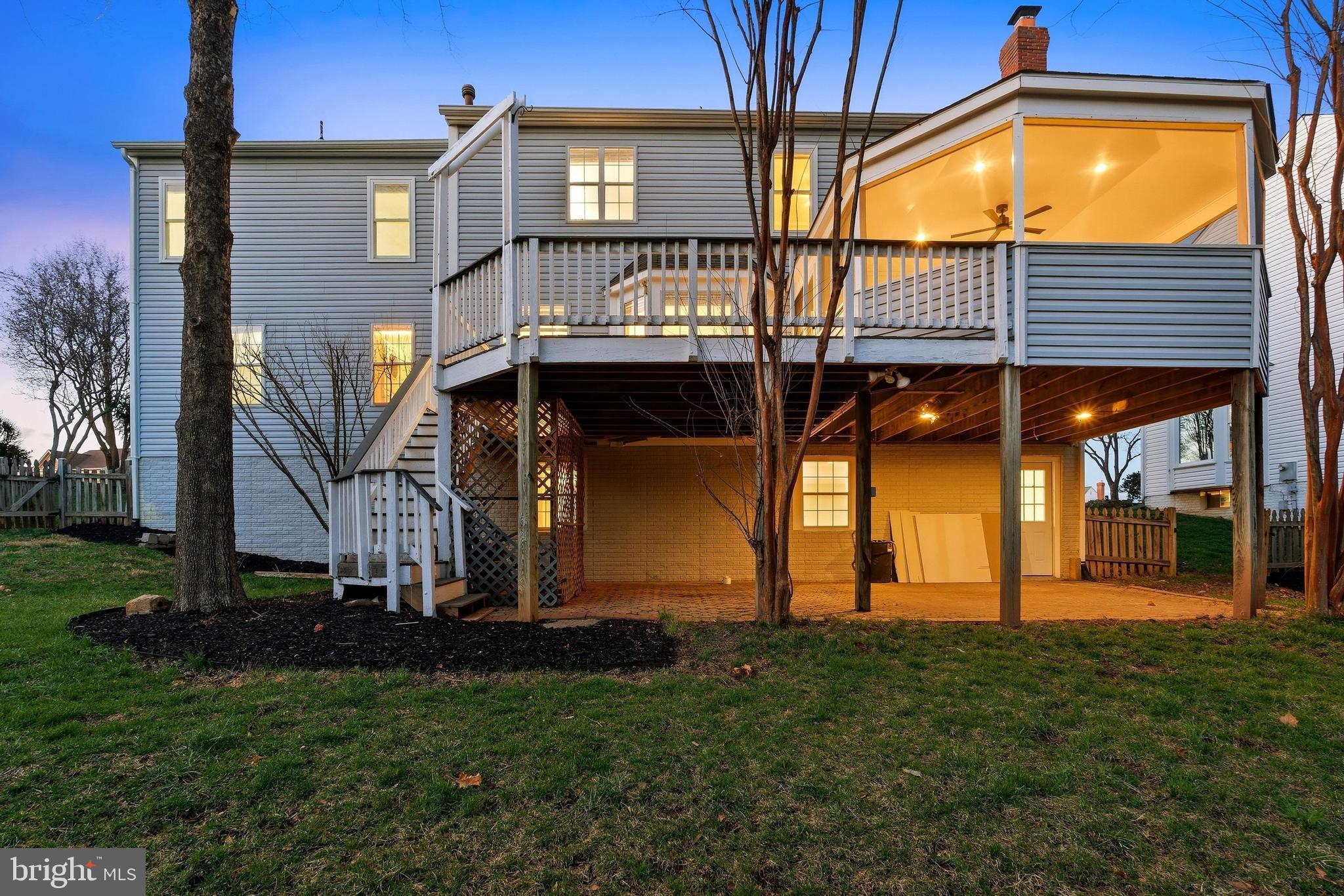 ASHBURN FARM - Residential