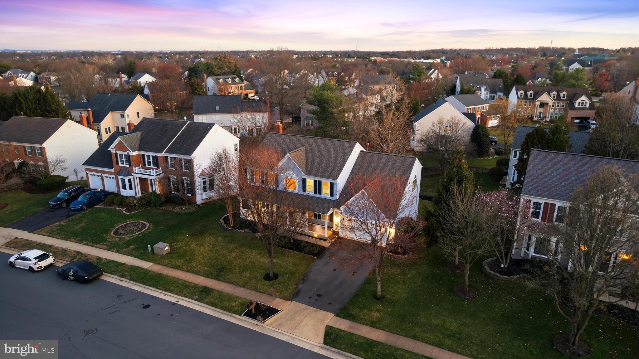 ASHBURN FARM - Residential