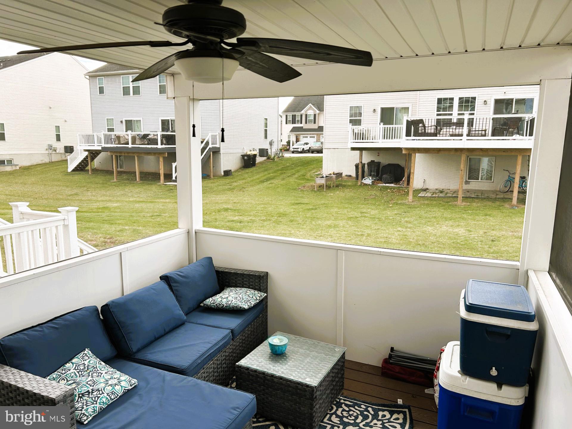 MONTGOMERY VIEW - Residential