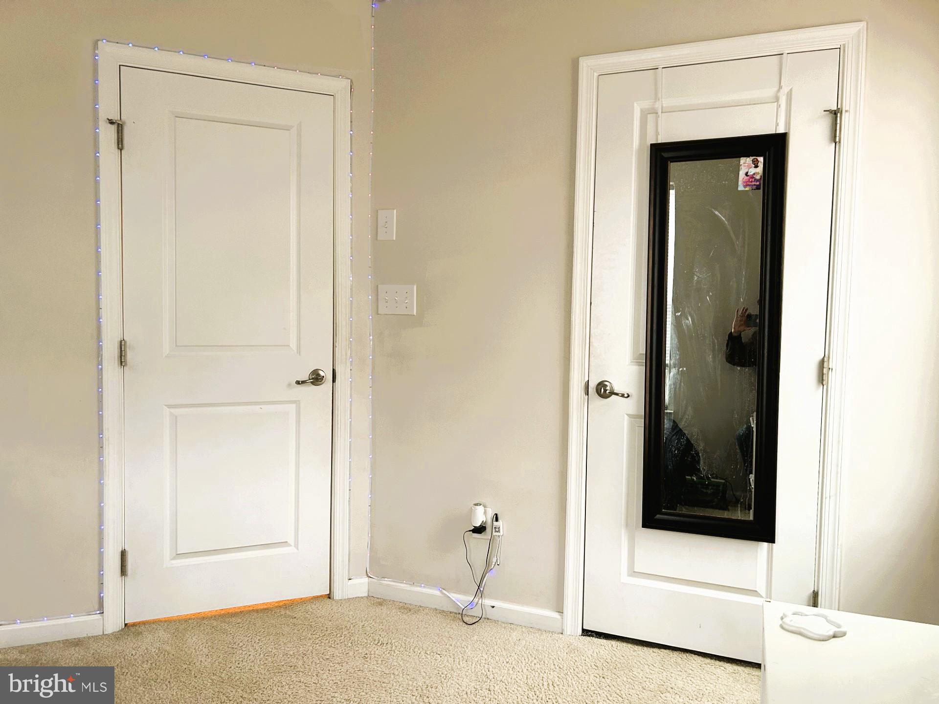 MONTGOMERY VIEW - Residential