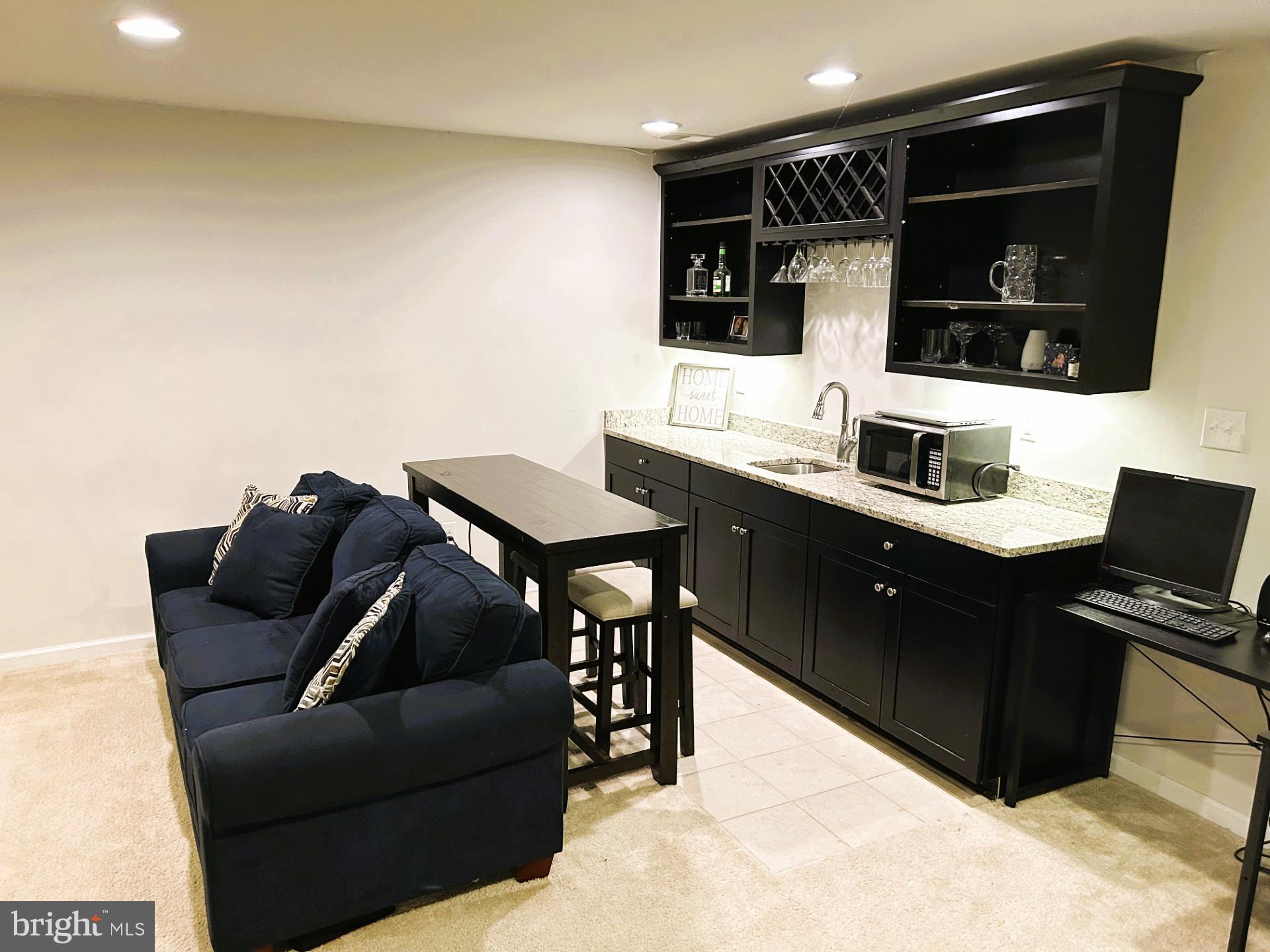 MONTGOMERY VIEW - Residential