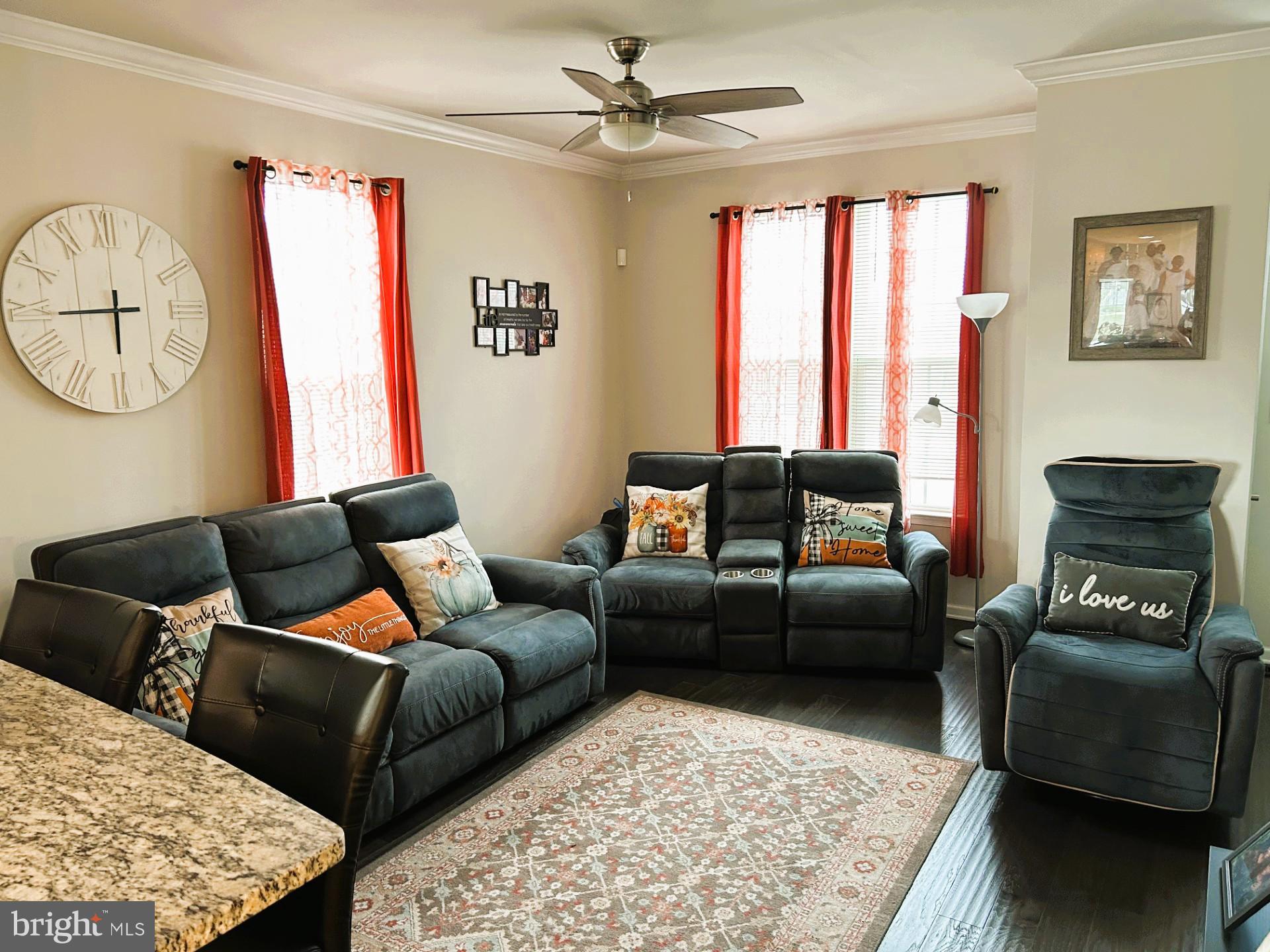 MONTGOMERY VIEW - Residential