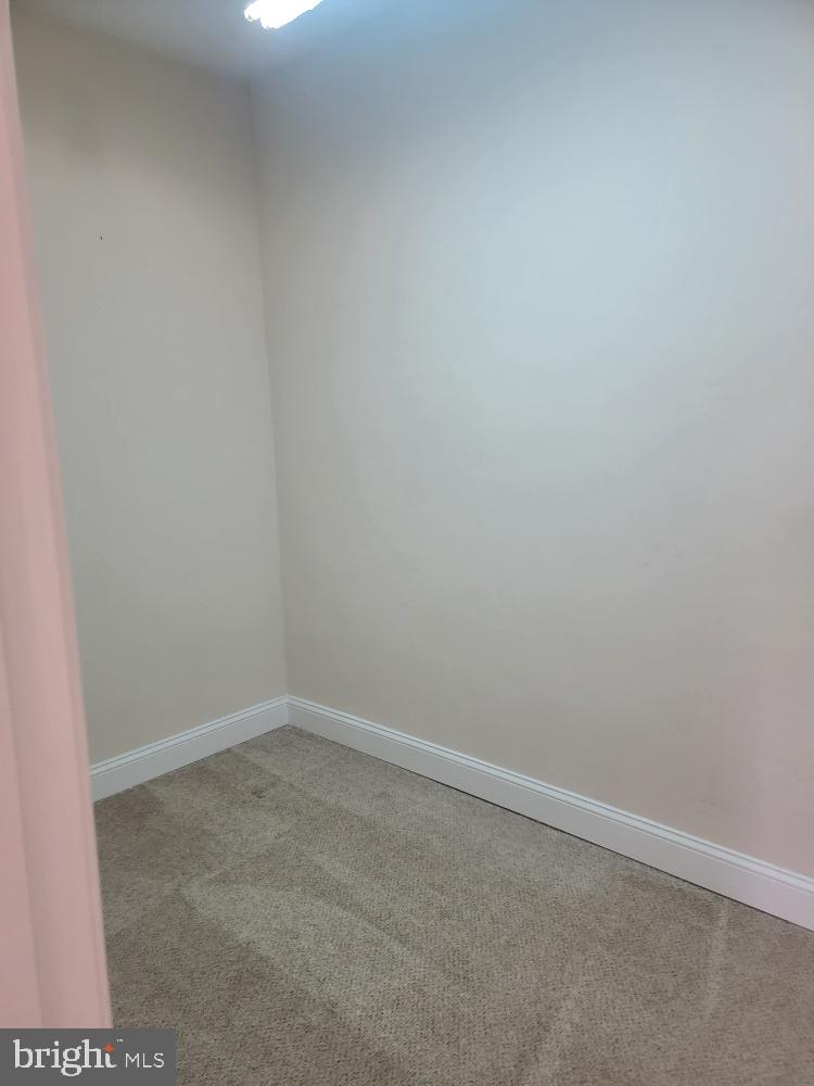 HERITAGE OAKS - Residential Lease