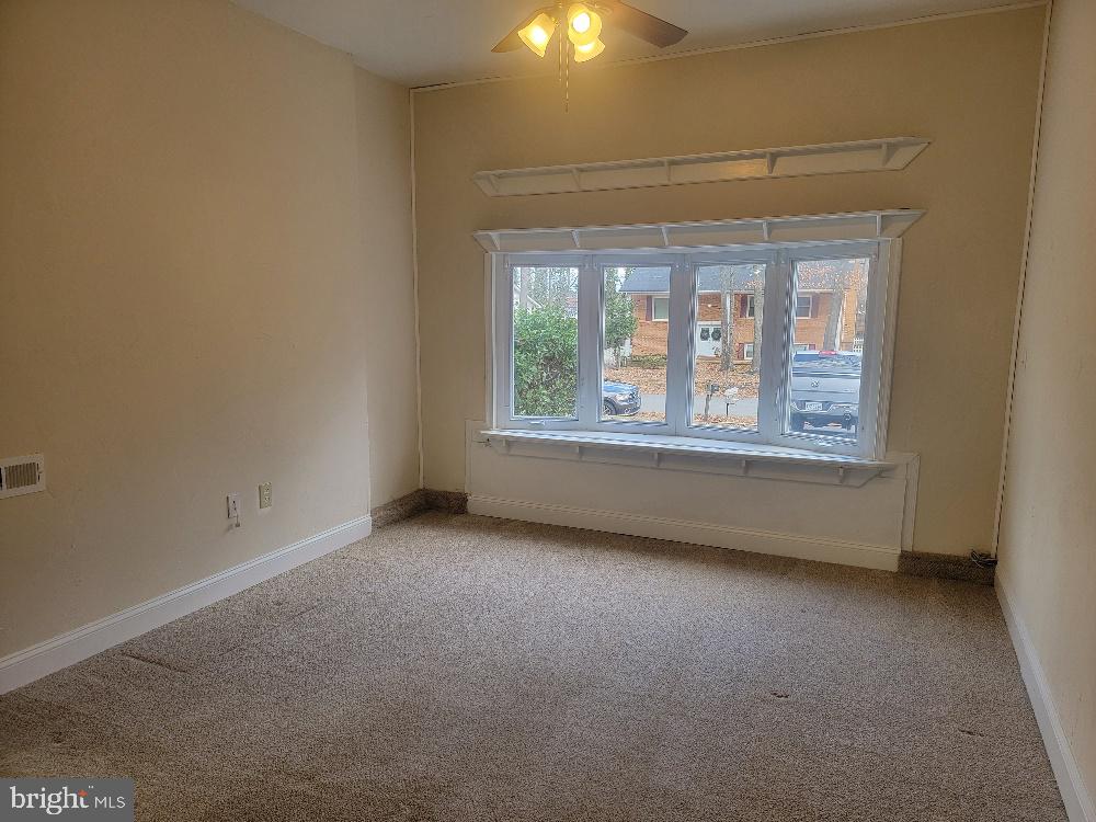 HERITAGE OAKS - Residential Lease