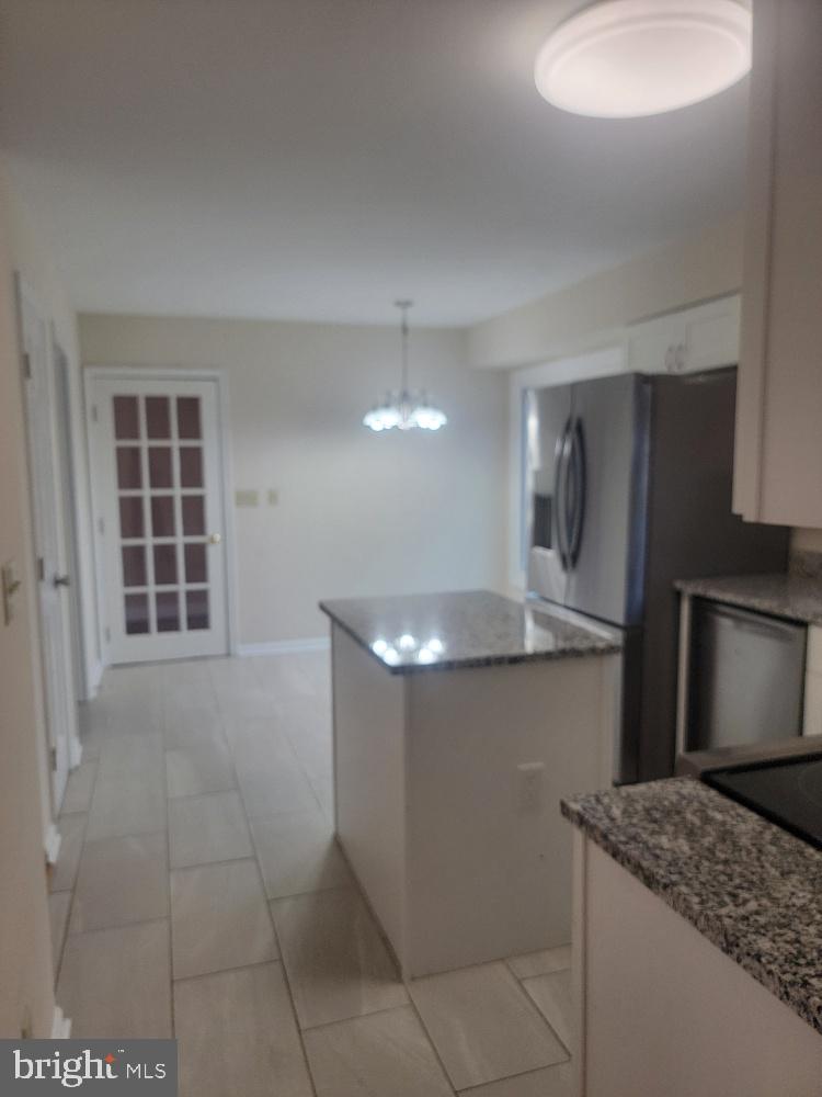 HERITAGE OAKS - Residential Lease