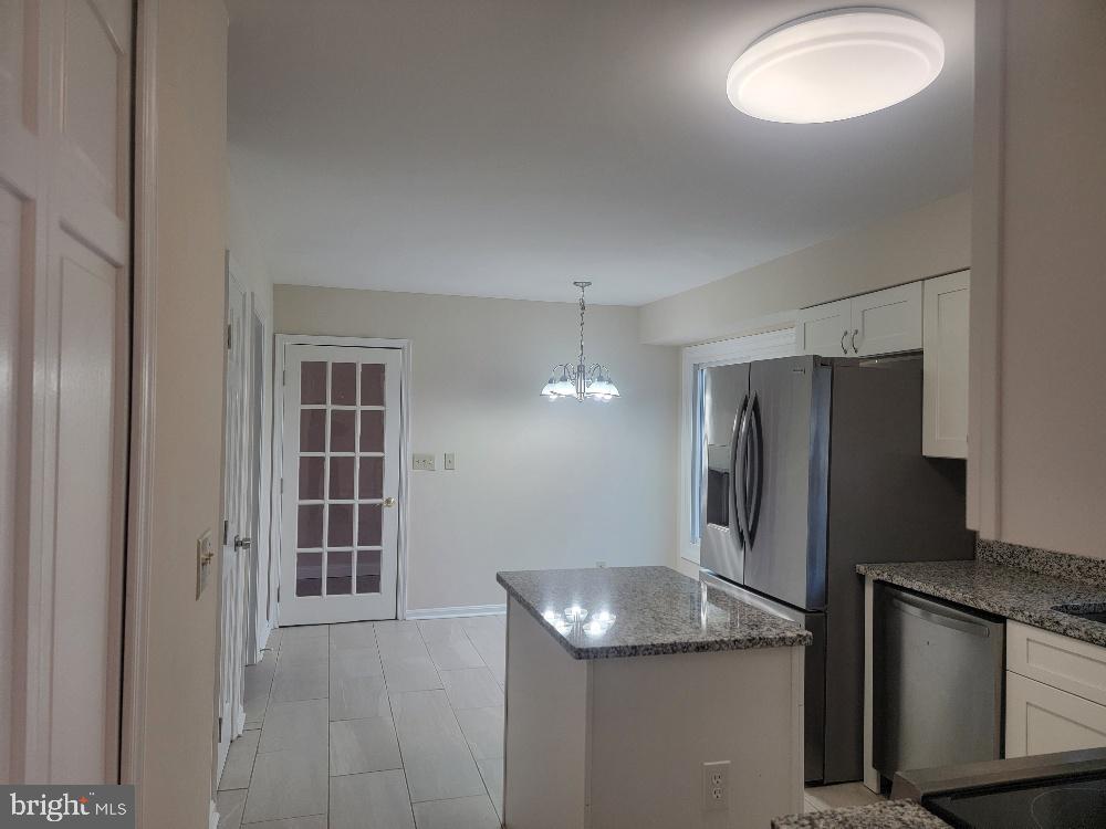 HERITAGE OAKS - Residential Lease