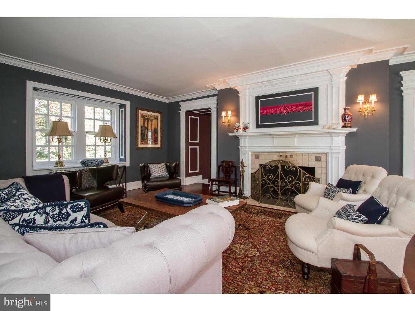 CHESTNUT HILL - Residential