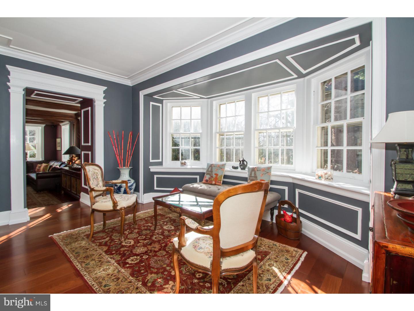 CHESTNUT HILL - Residential