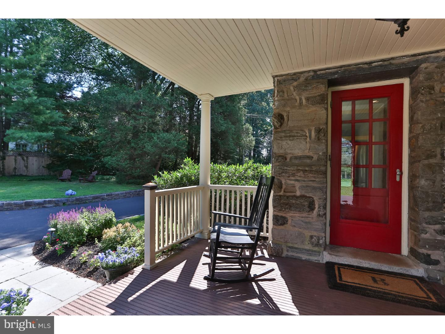 CHESTNUT HILL - Residential