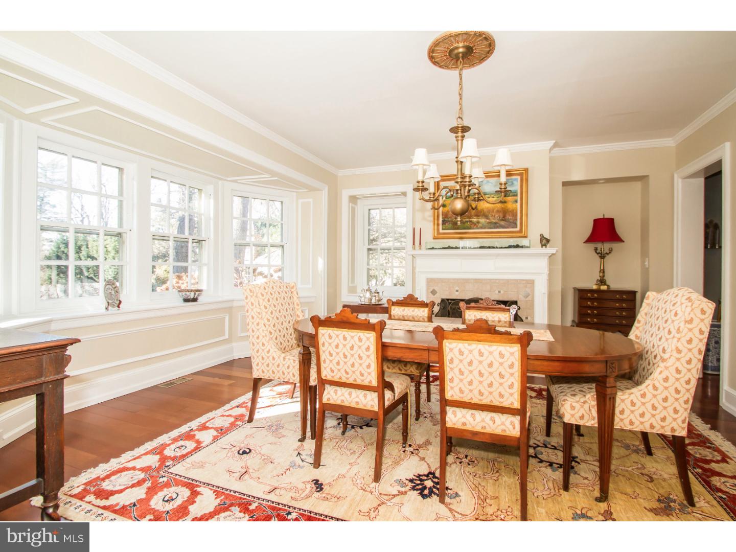 CHESTNUT HILL - Residential