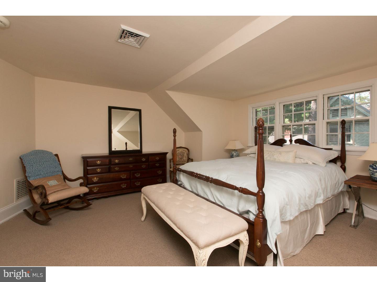 CHESTNUT HILL - Residential