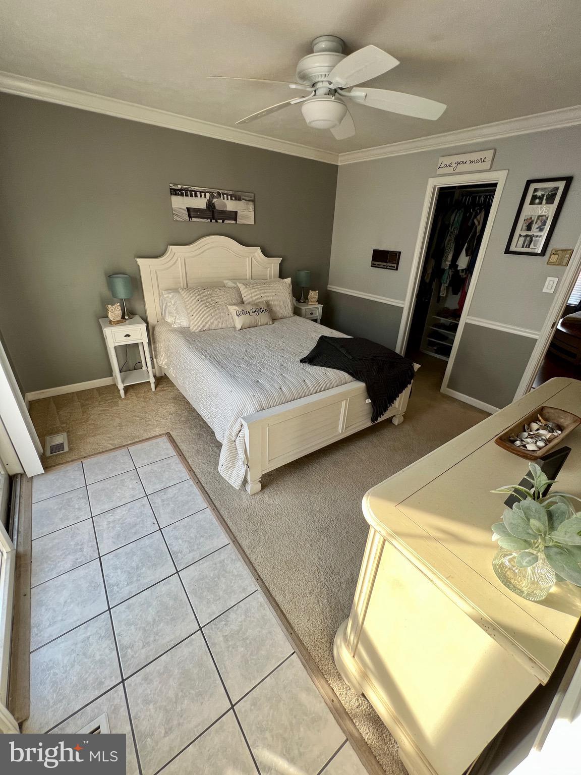 SEVEN COURTS - Residential