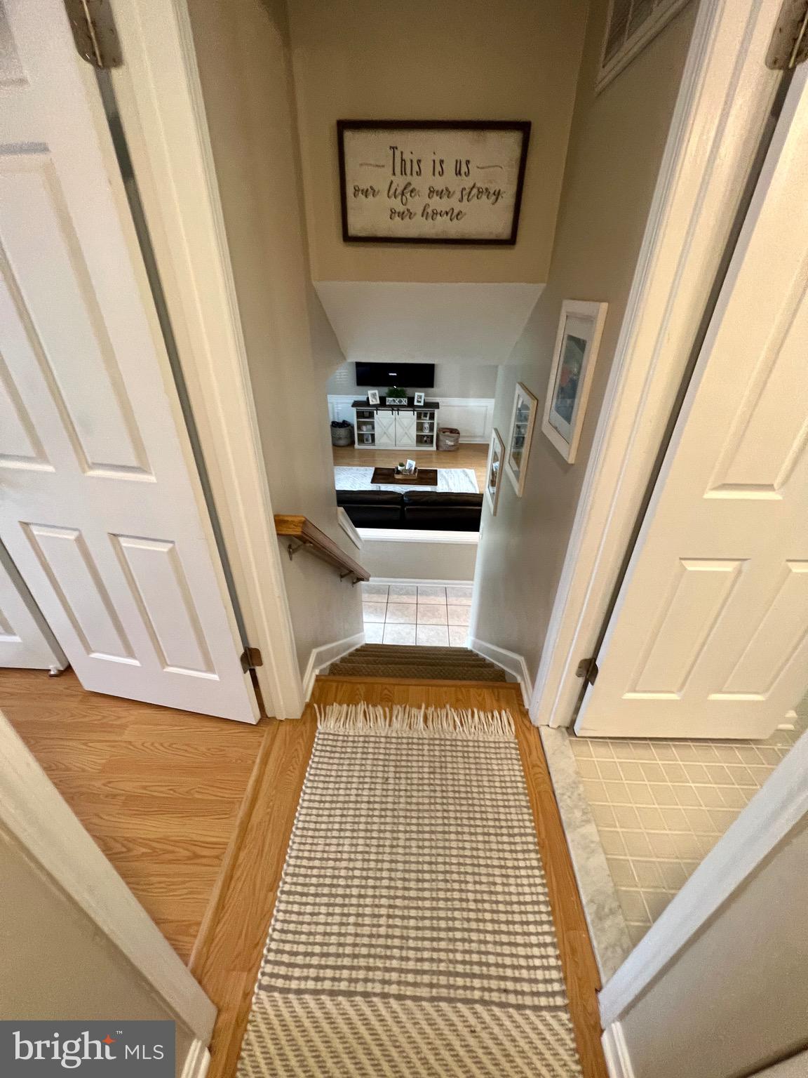 SEVEN COURTS - Residential