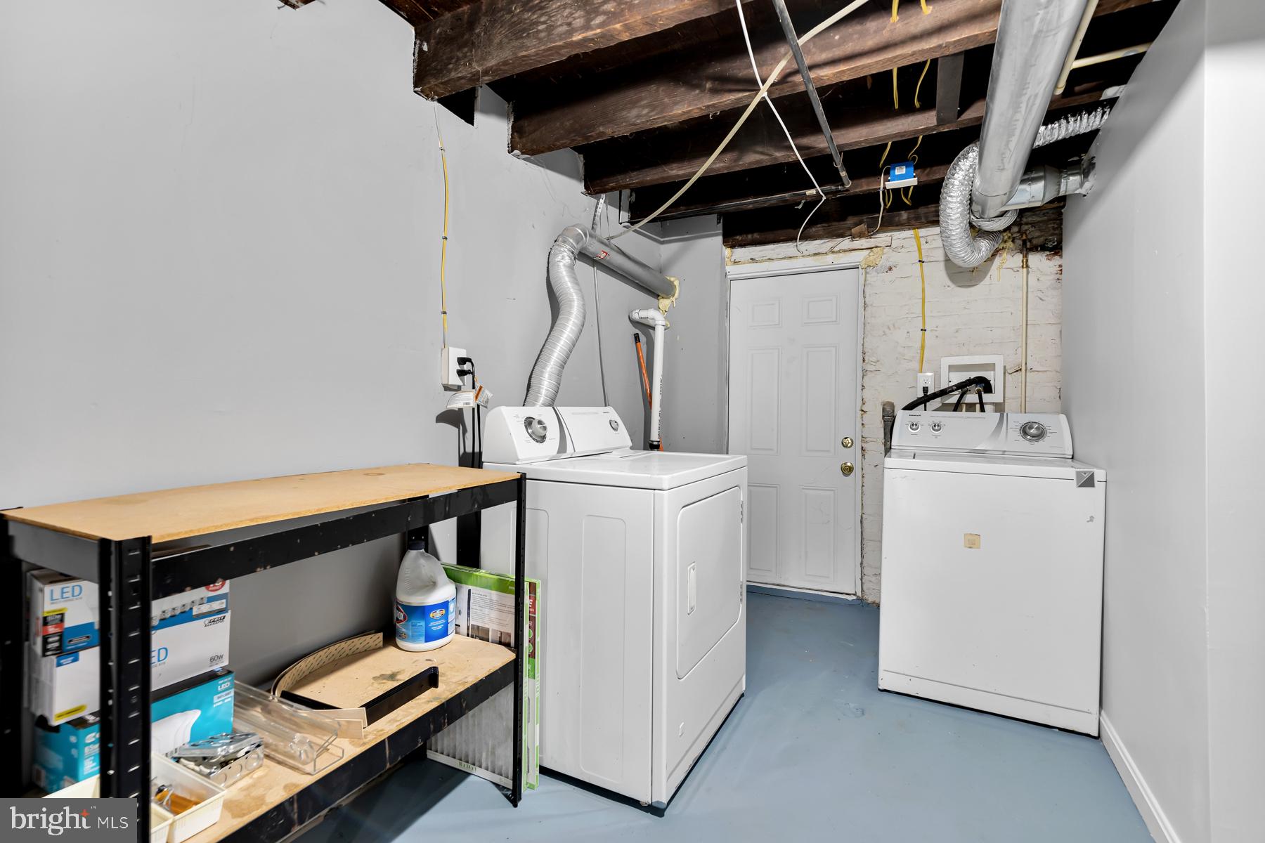 HARWOOD - Residential Lease