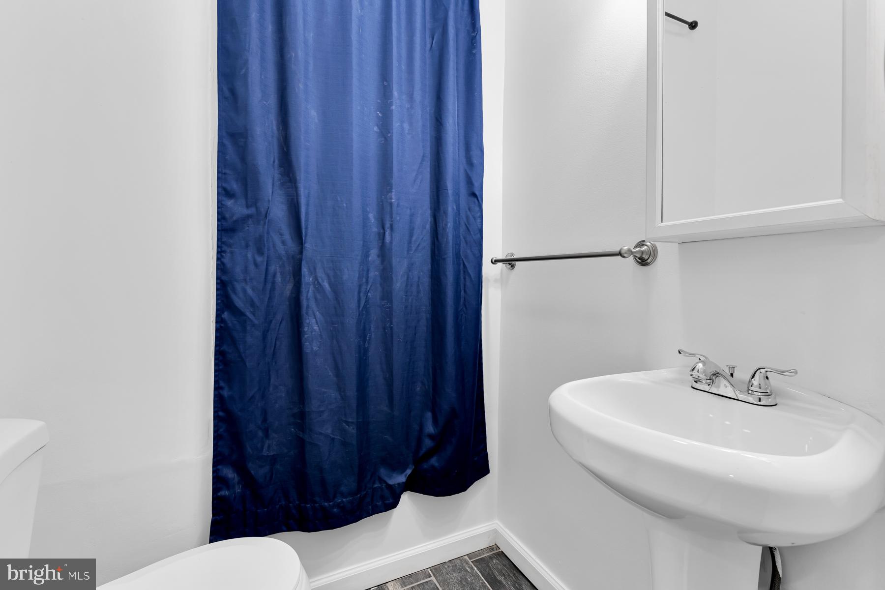 HARWOOD - Residential Lease