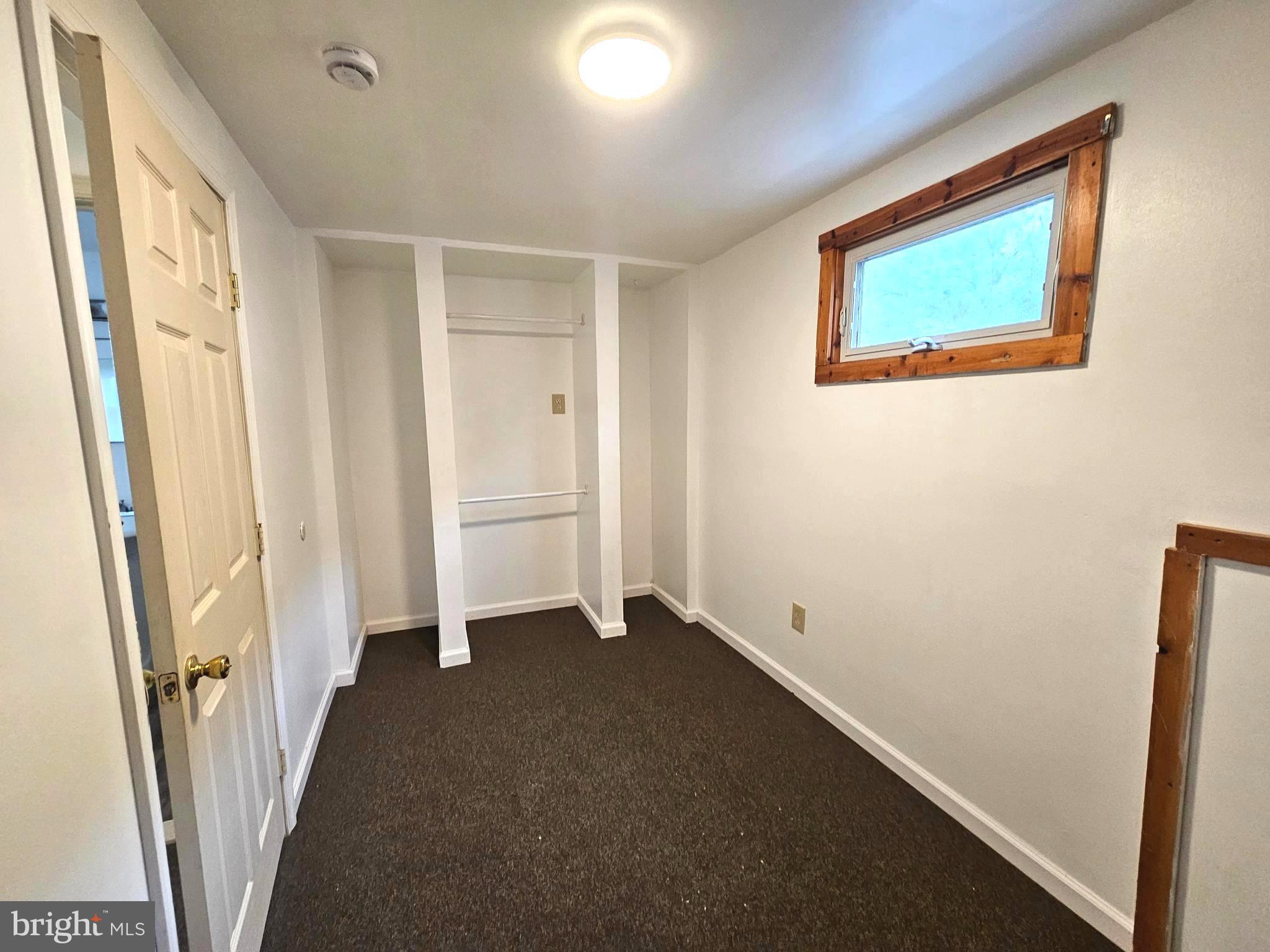 BERKELEY SPRINGS CORPORATION - Residential Lease