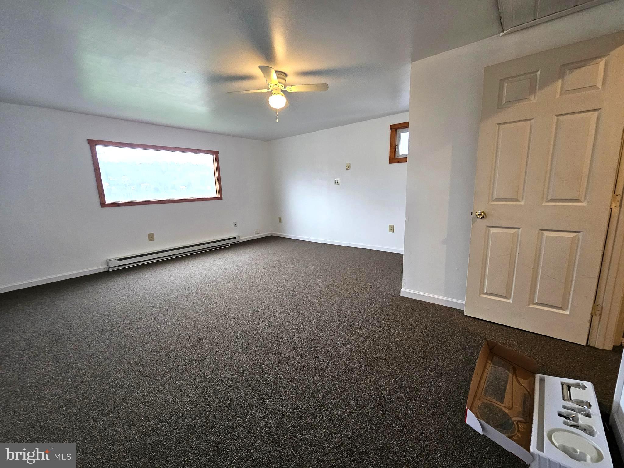 BERKELEY SPRINGS CORPORATION - Residential Lease