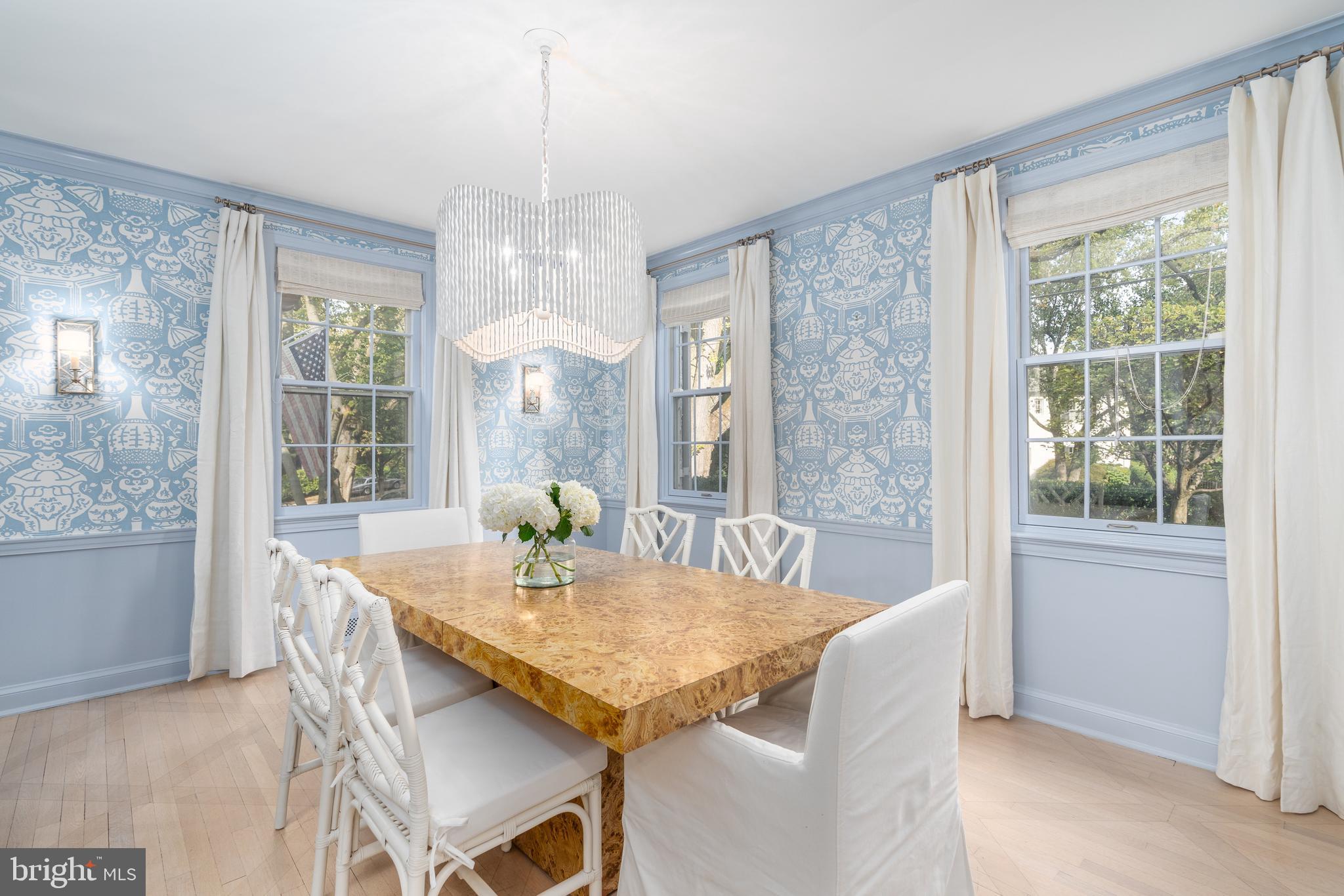 FOXHALL - Residential
