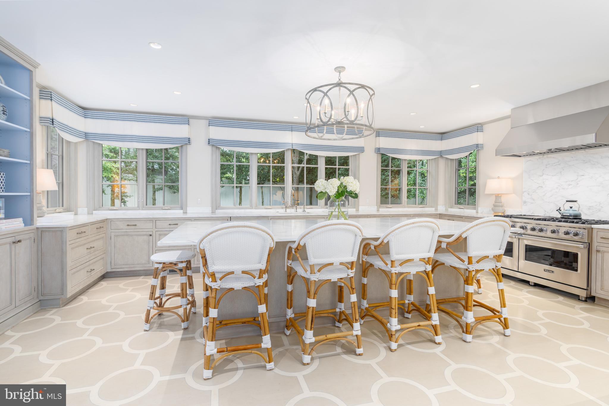 FOXHALL - Residential