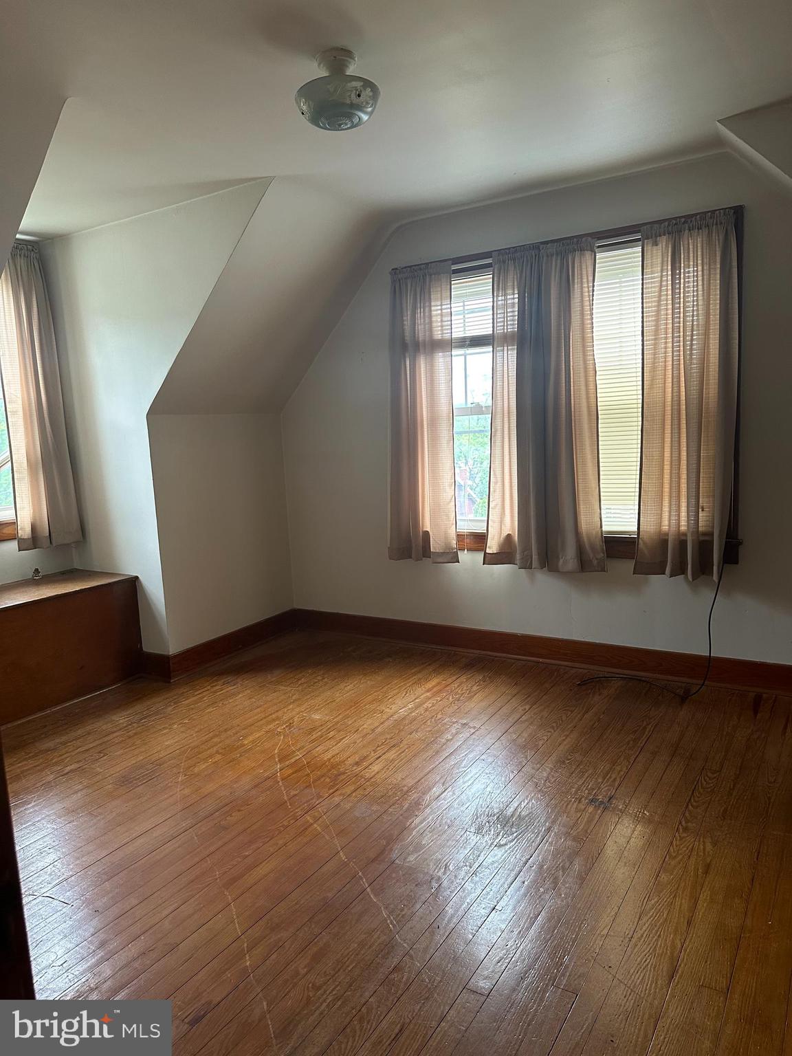 BOWLING GREEN - Residential