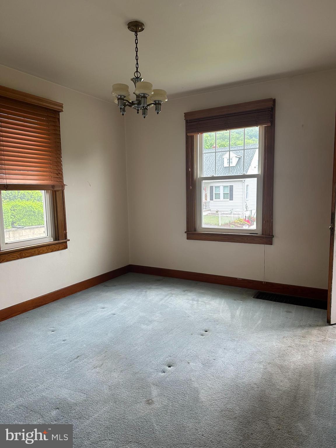 BOWLING GREEN - Residential