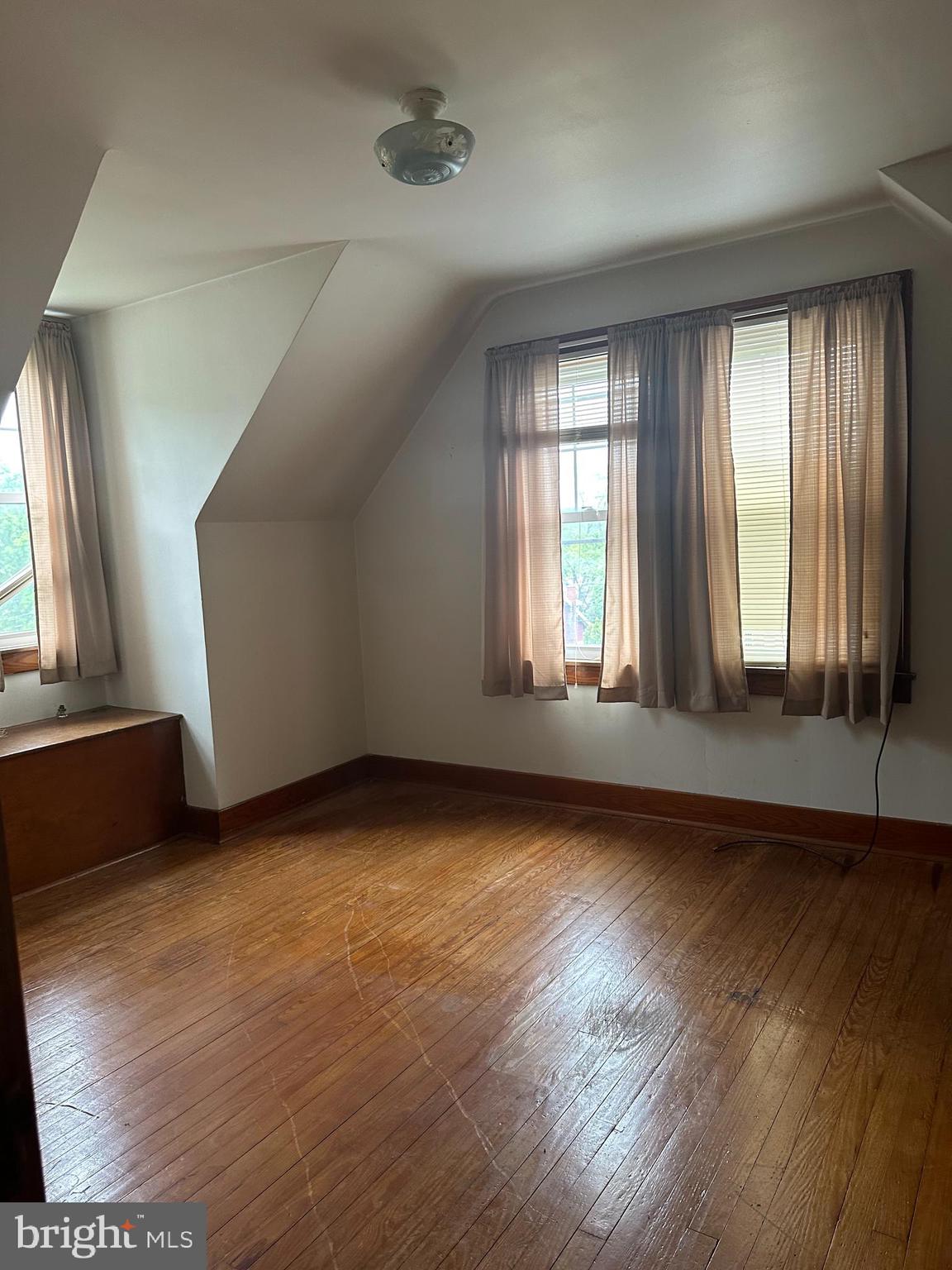 BOWLING GREEN - Residential