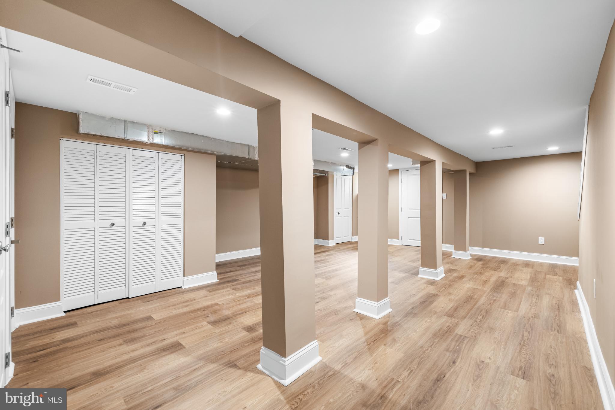 WOODBROOK - Residential