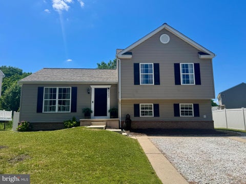 Photo of 9303 Sea Horse Court, BALTIMORE, MD 21219 (MLS # MDBC2167606)