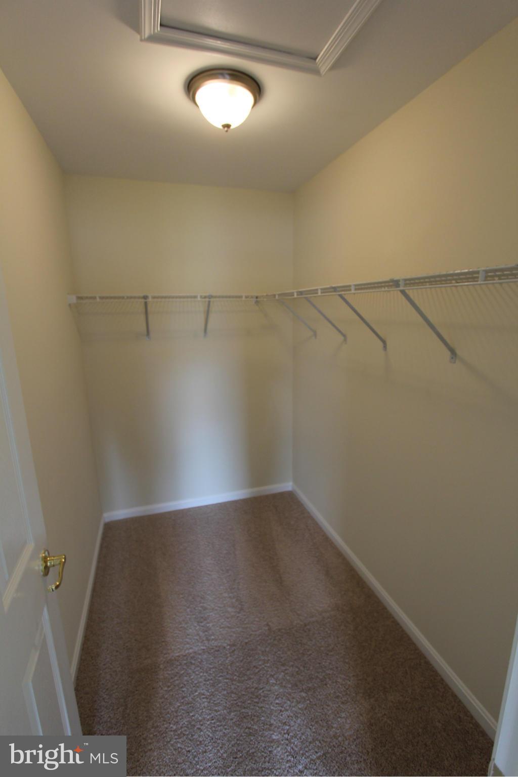 CHATSWORTH VILLAGE CONDO - Residential Lease