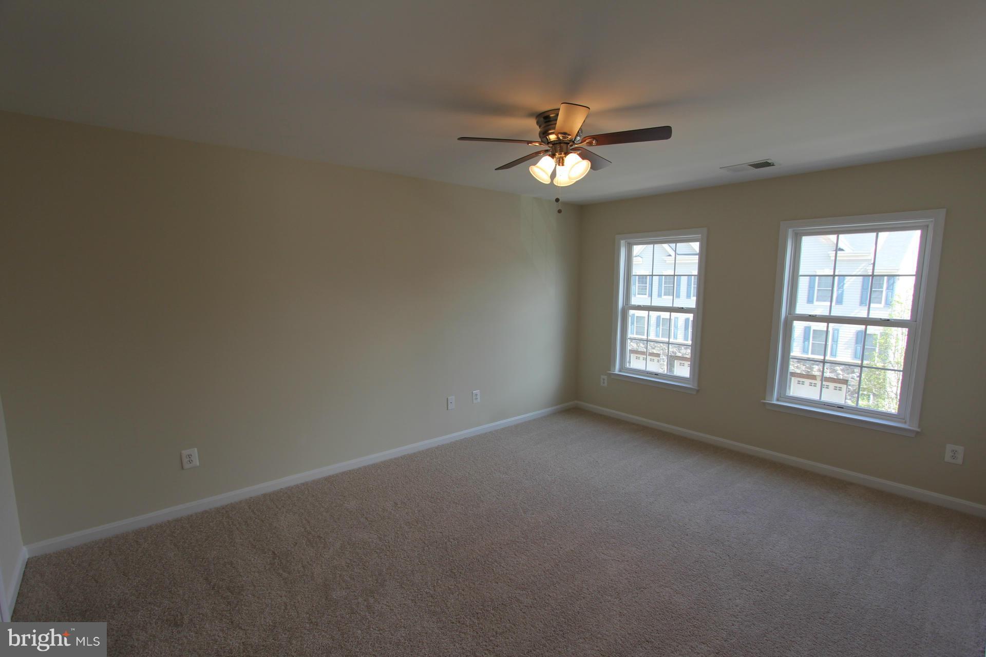 CHATSWORTH VILLAGE CONDO - Residential Lease