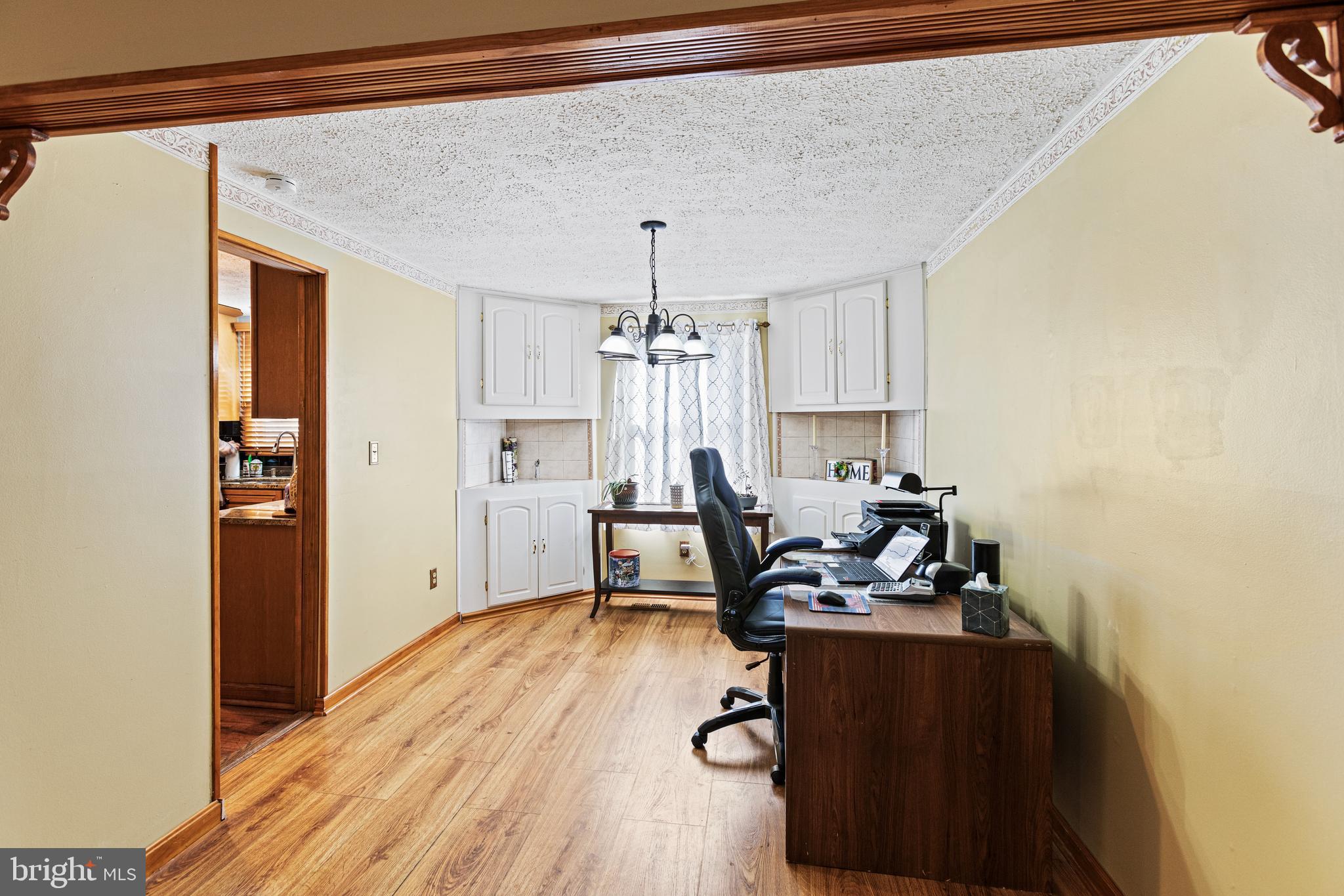 AMBER MEADOWS - Residential