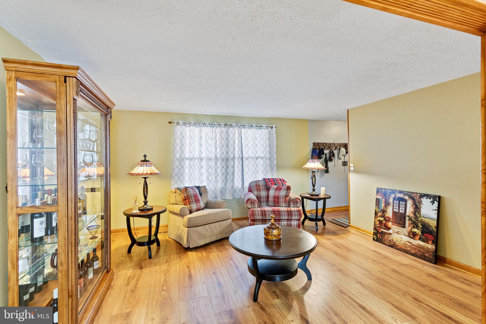 AMBER MEADOWS - Residential