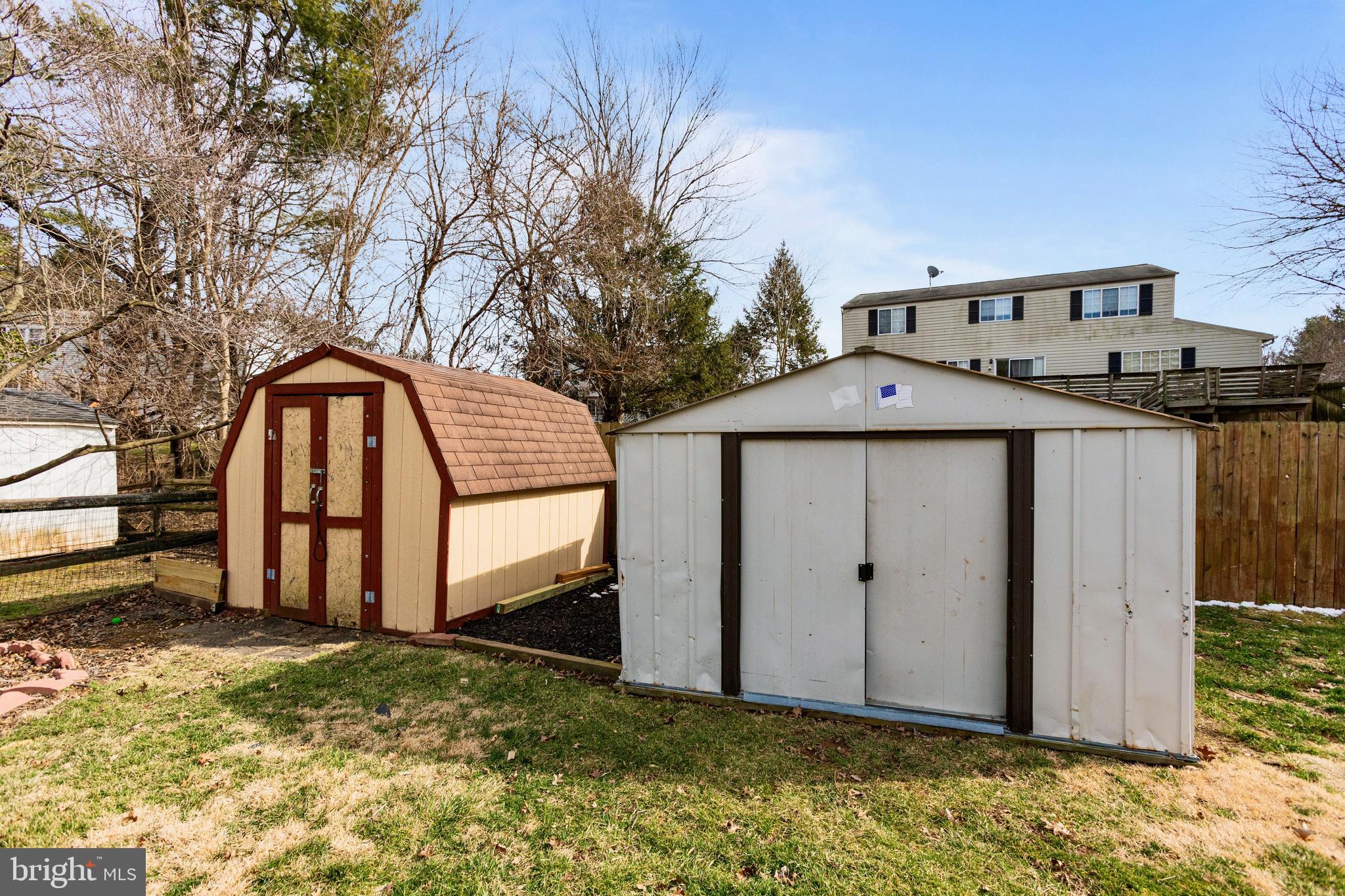 AMBER MEADOWS - Residential