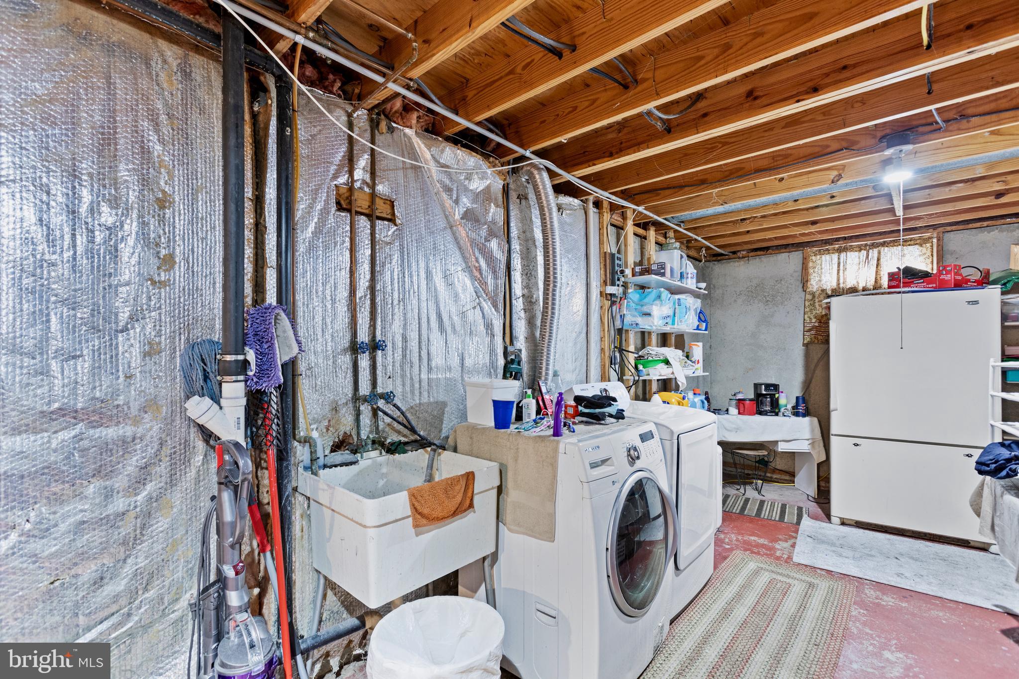 AMBER MEADOWS - Residential