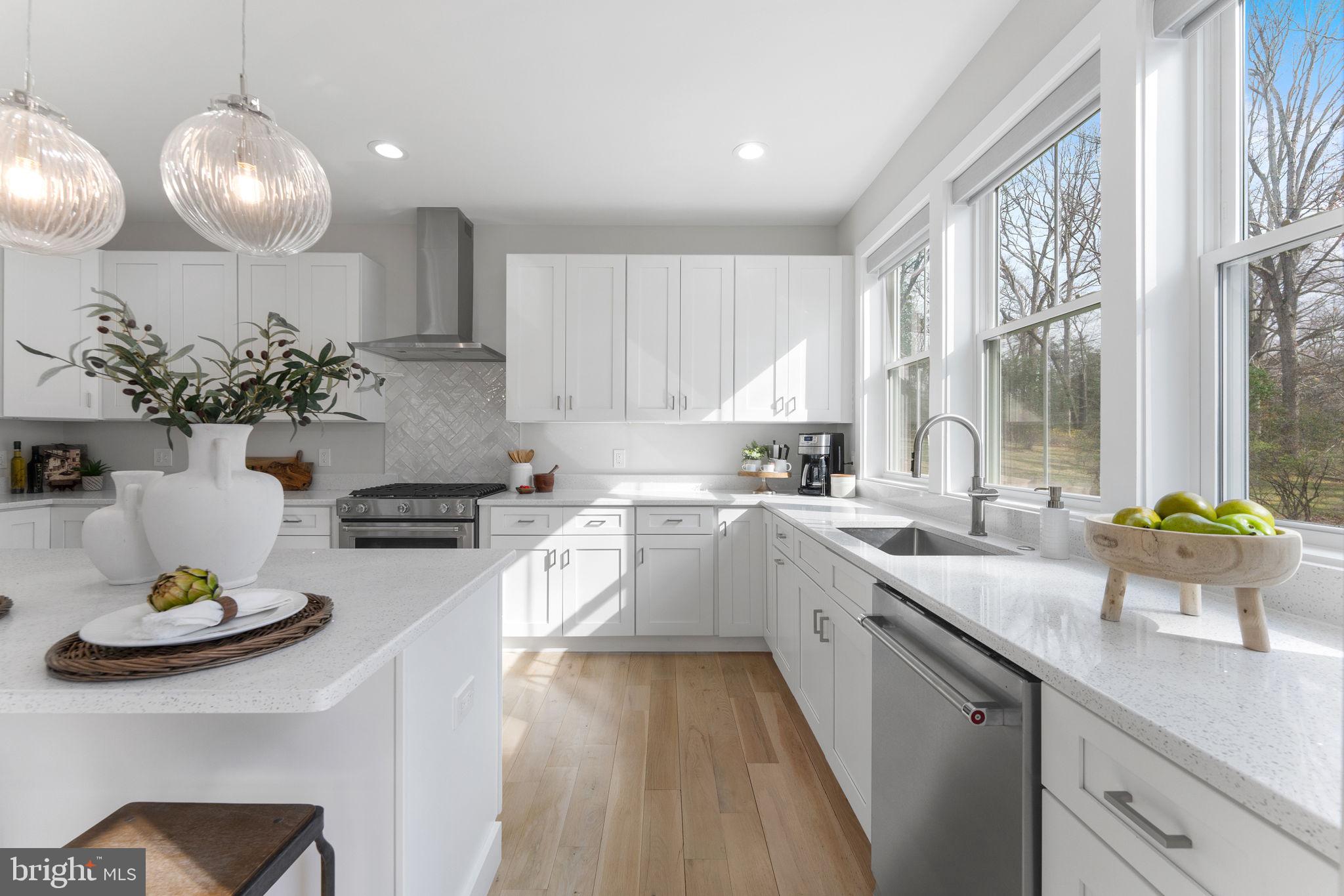 HILLANDALE - Residential