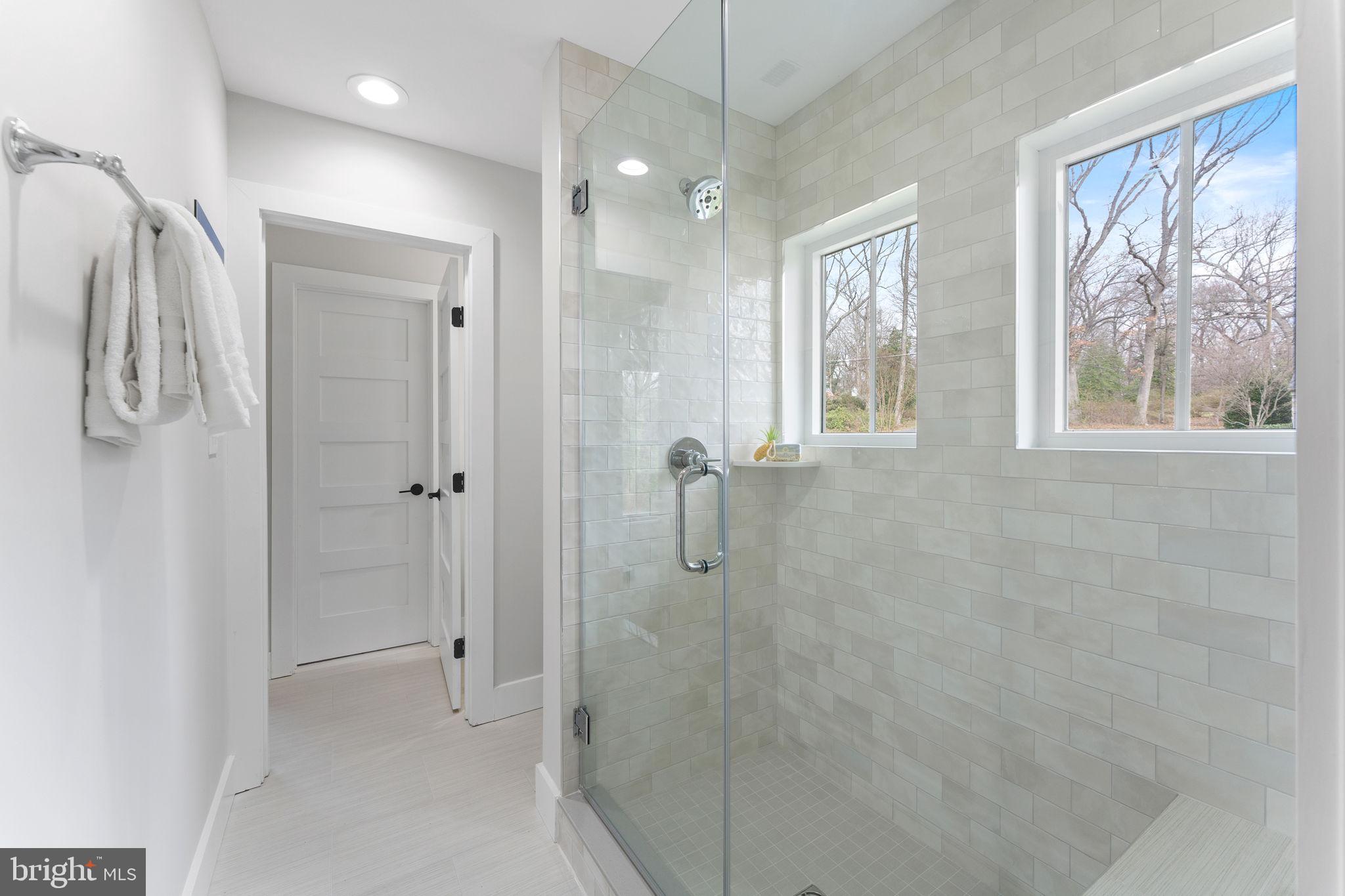 HILLANDALE - Residential