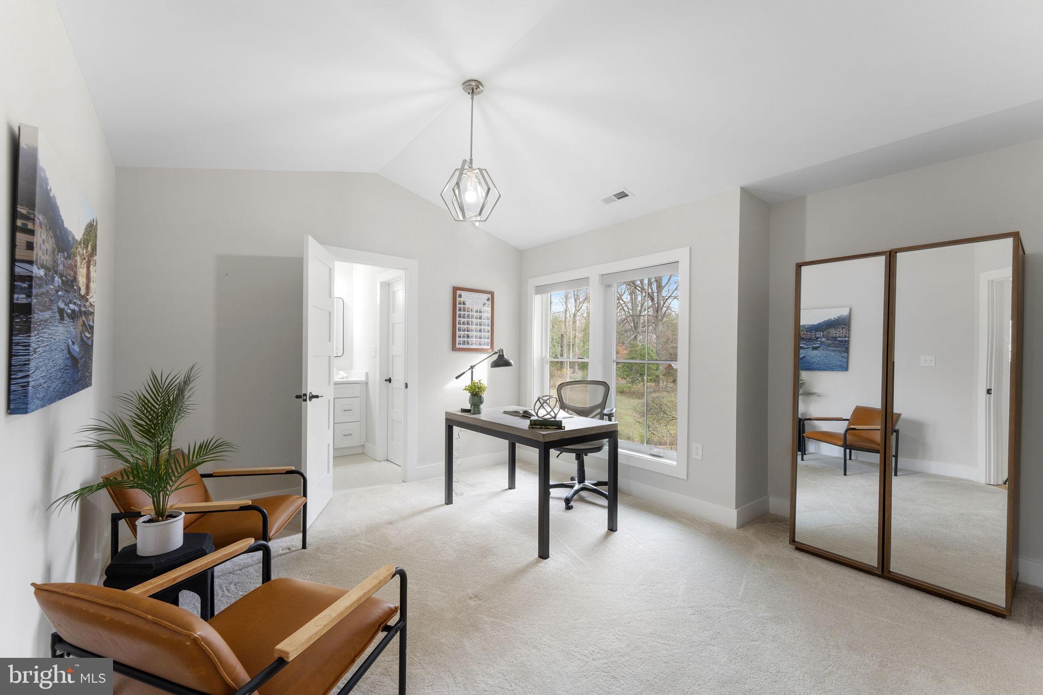 HILLANDALE - Residential