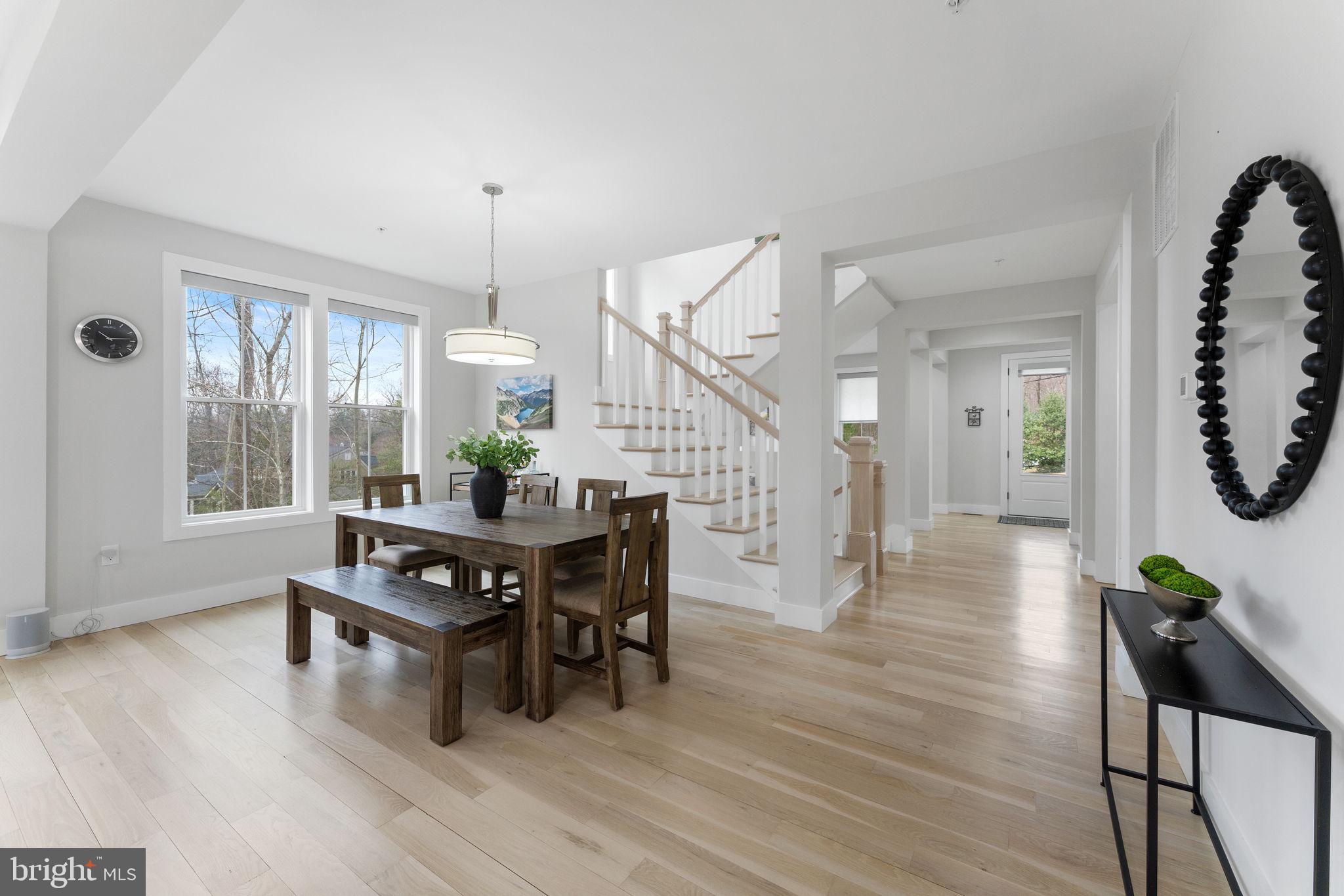 HILLANDALE - Residential