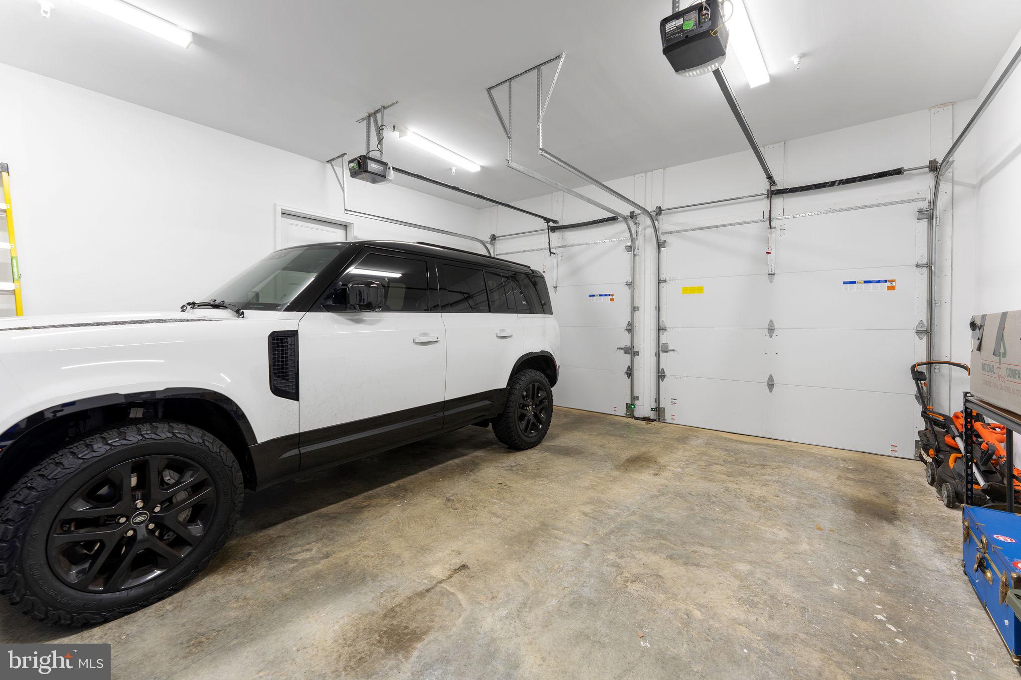 HILLANDALE - Residential