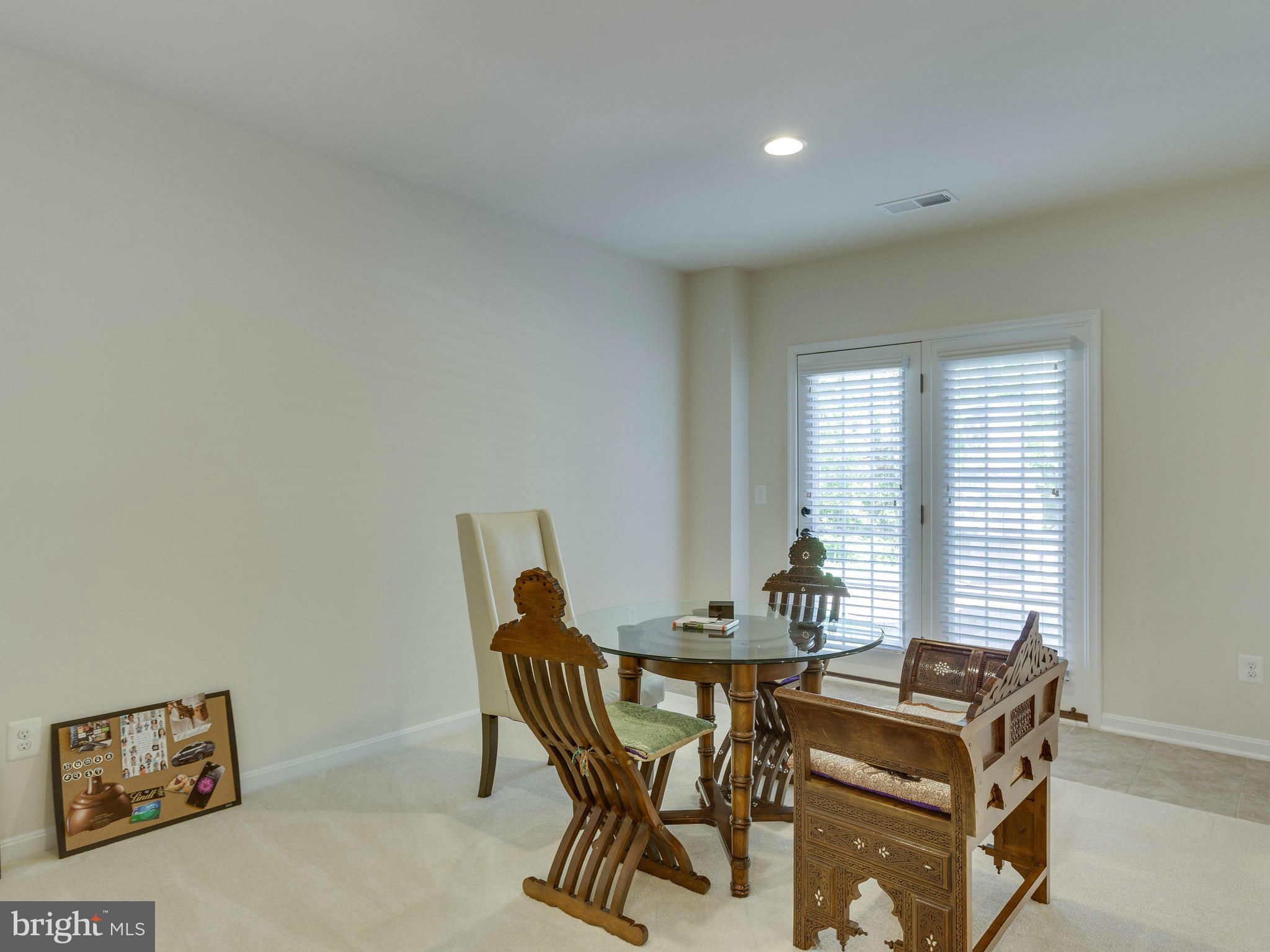 MARRWOOD - Residential Lease