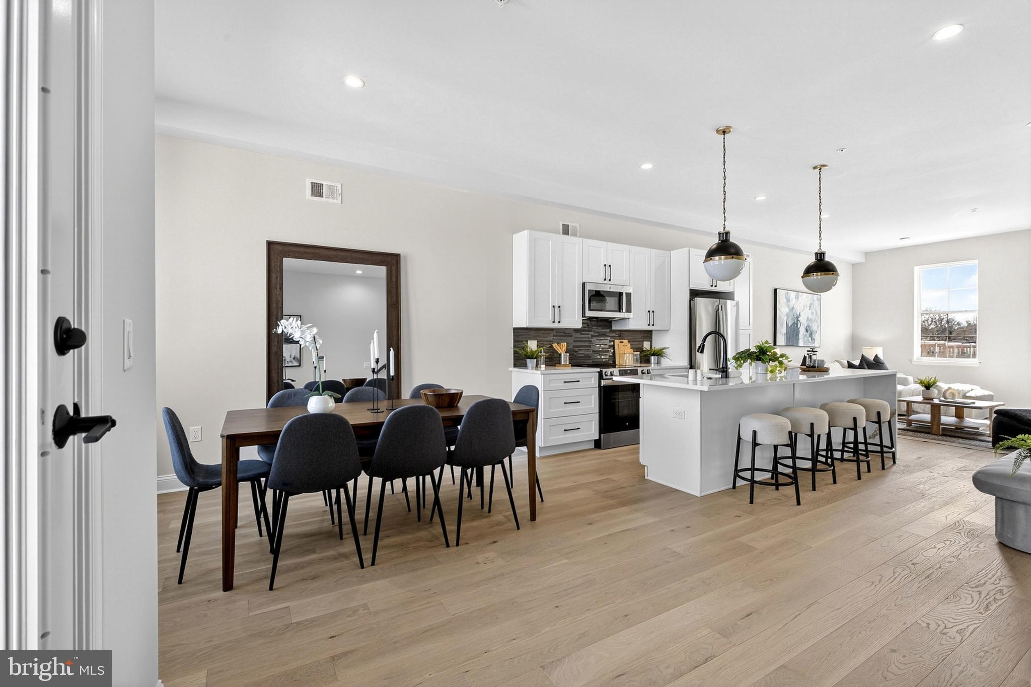 WYNNEFIELD HEIGHTS - Residential