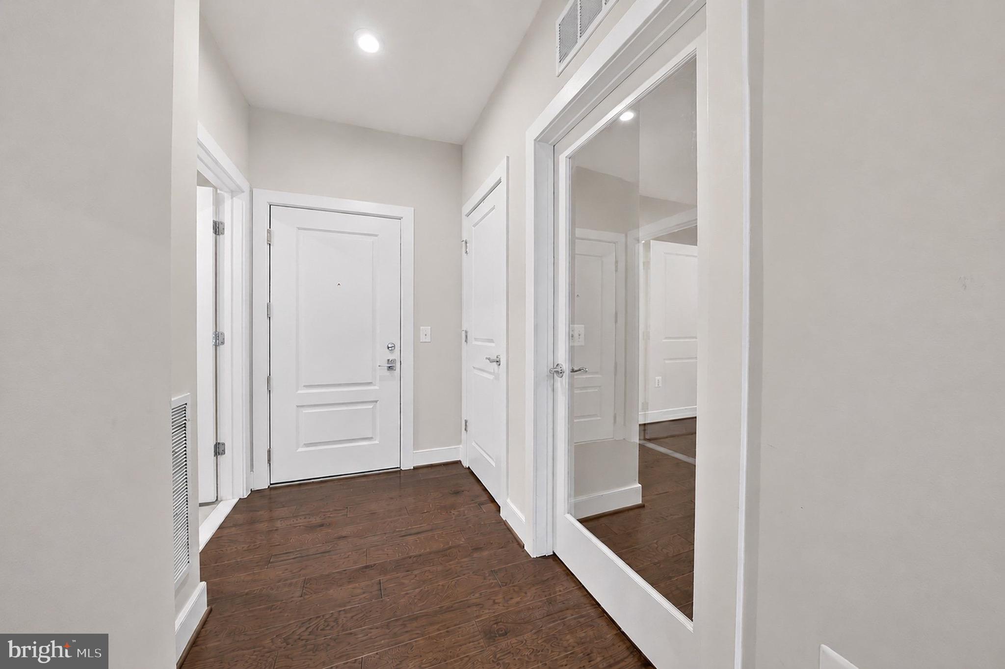 2319 FIELD POINT ROAD 102