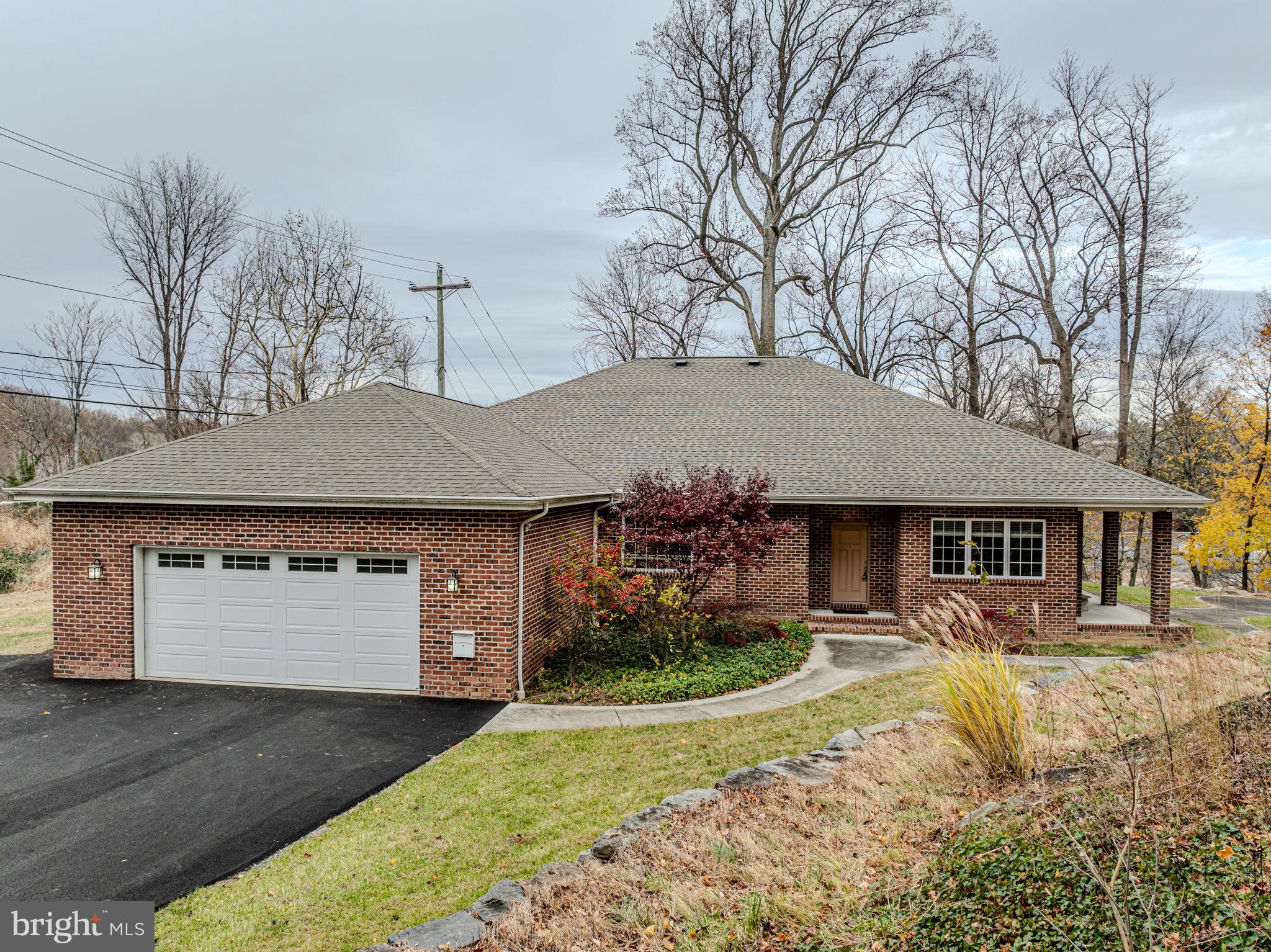 1940 RISING SUN LANE