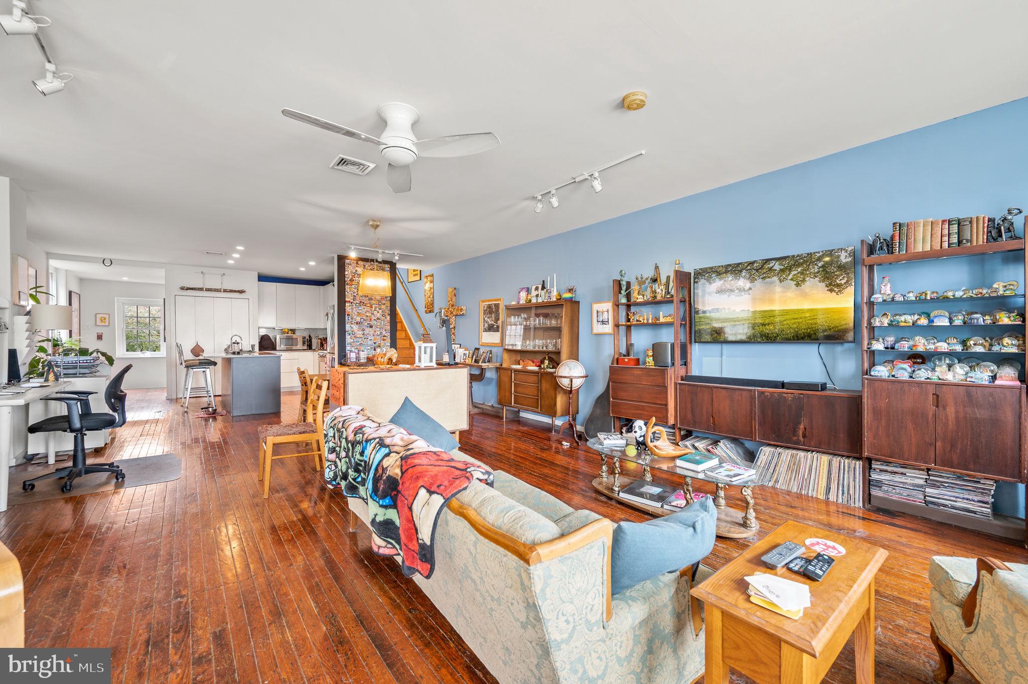 OLD CITY - Residential Income