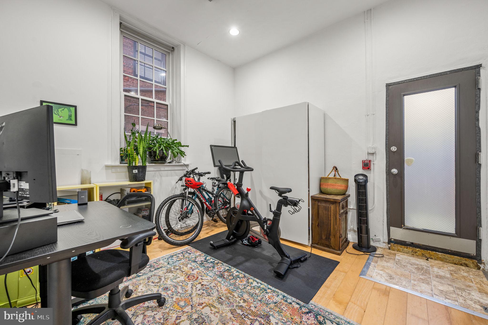 OLD CITY - Residential Income