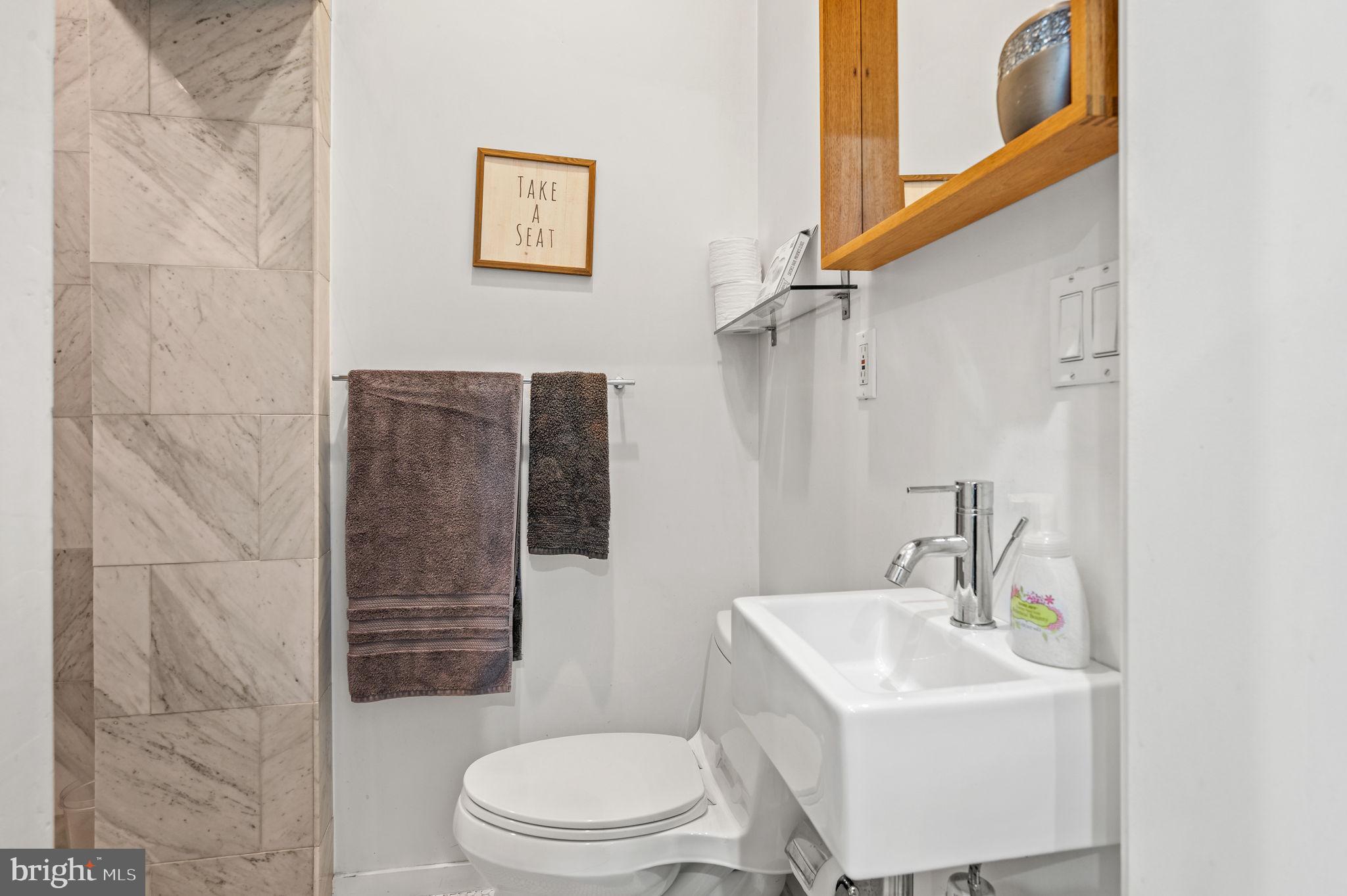 OLD CITY - Residential Income