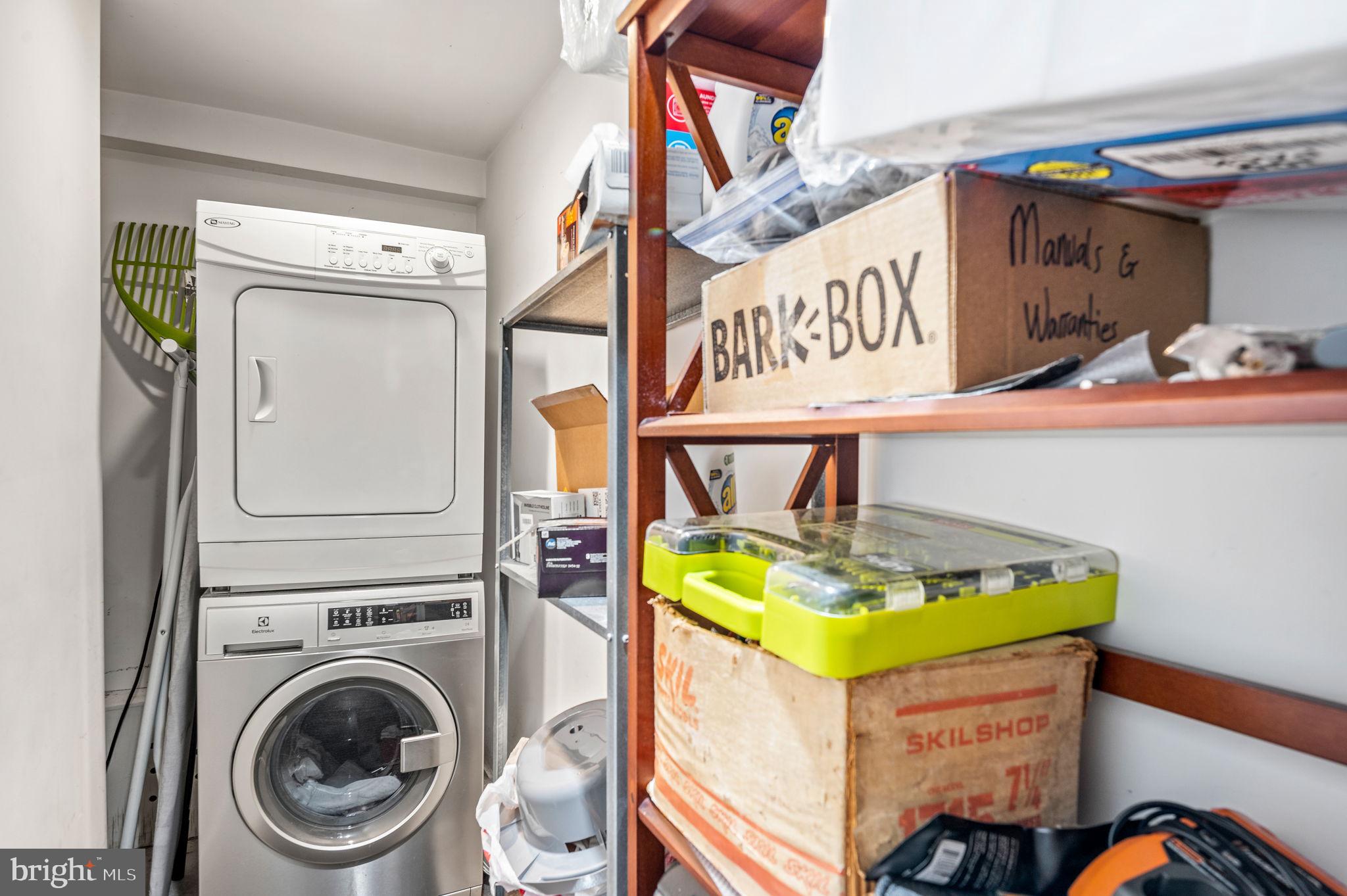 OLD CITY - Residential Income