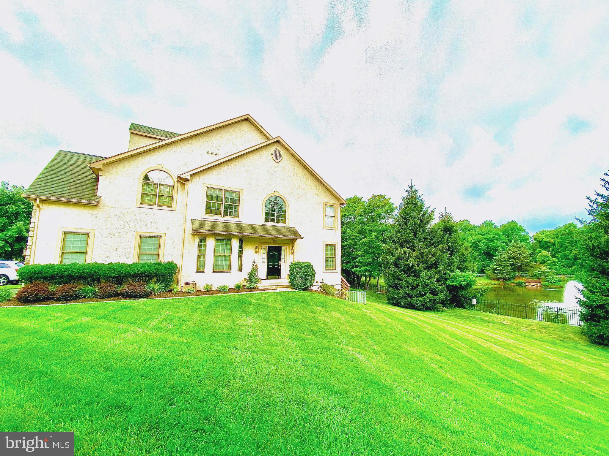 RESERVE AT PENN CRSG - Residential Lease