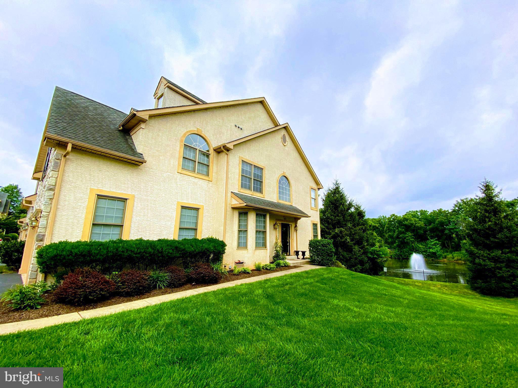 RESERVE AT PENN CRSG - Residential Lease