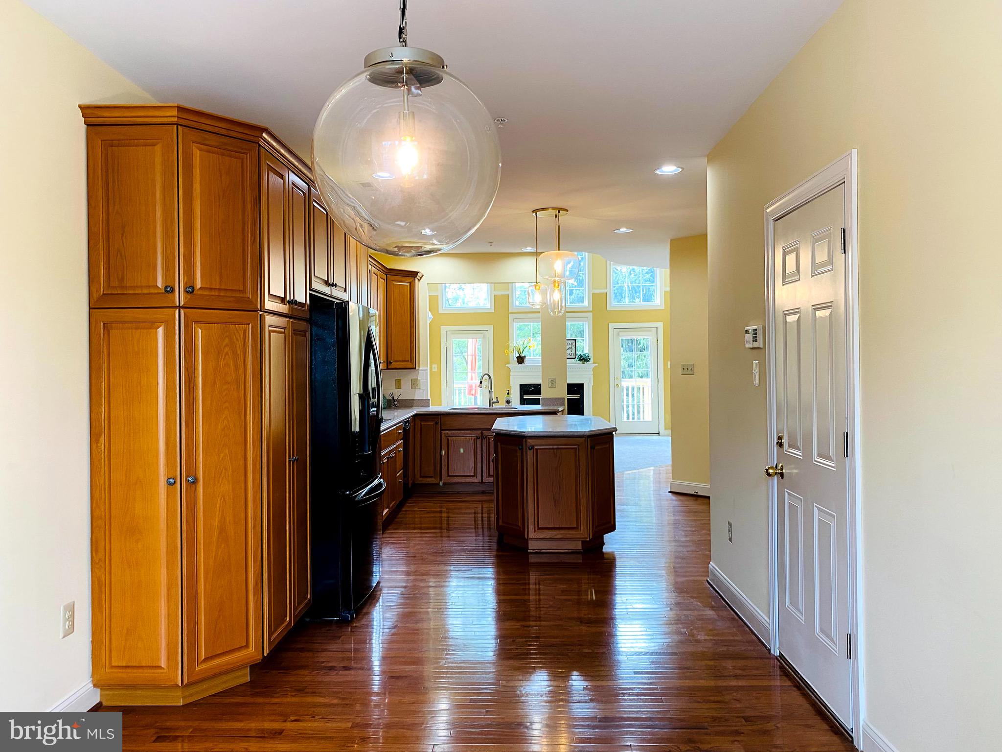 RESERVE AT PENN CRSG - Residential Lease